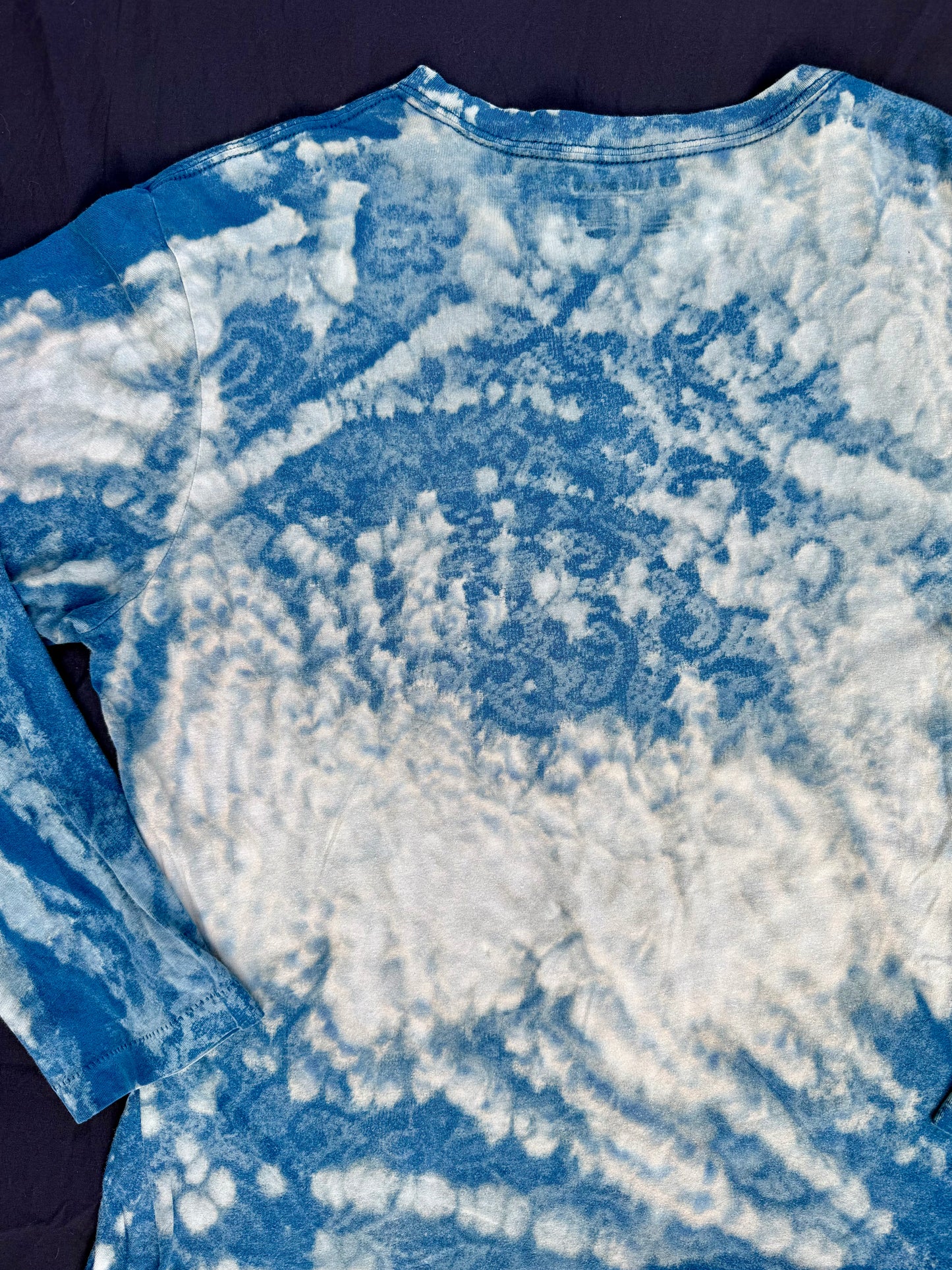 Polar bear skull patch bleach dyed shirt