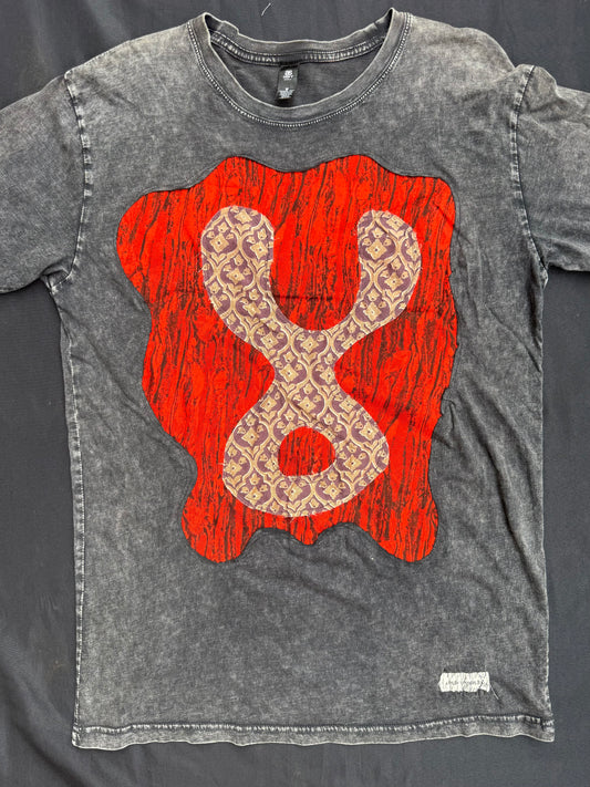 Wishbone sigil patch t-shirt