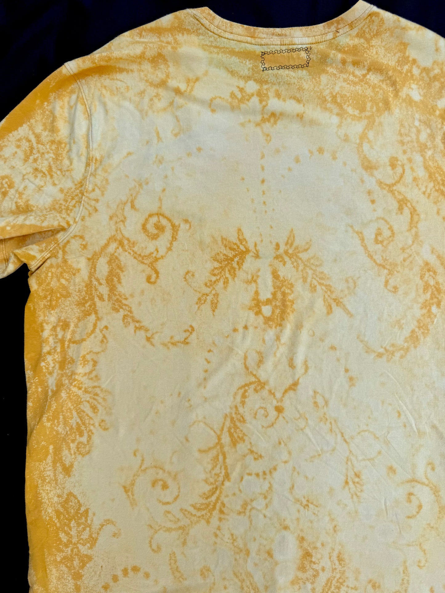 Moth patch bleach lace dyed t-shirt