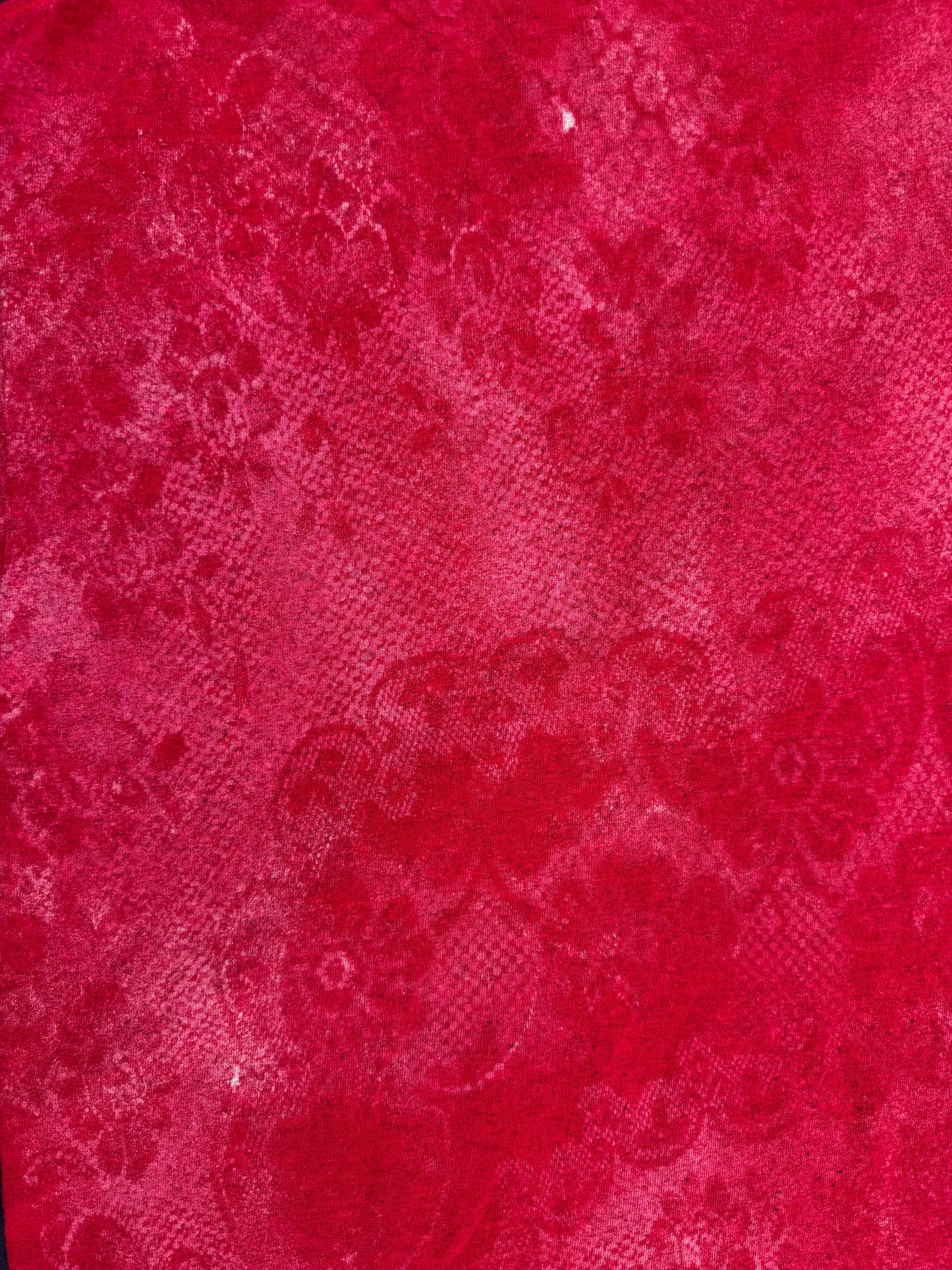 Mushroom patch bleach lace dyed t-shirt