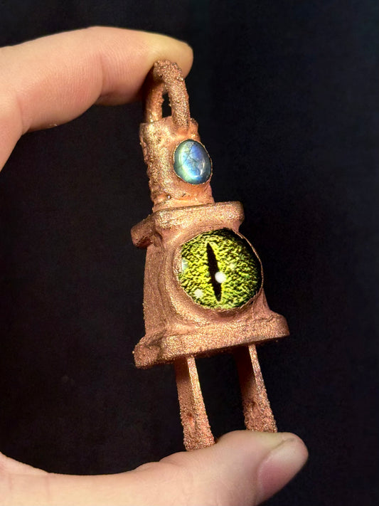 Labradorite plug amulet