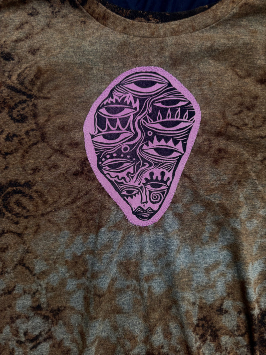 Face patch bleach dyed t shirt
