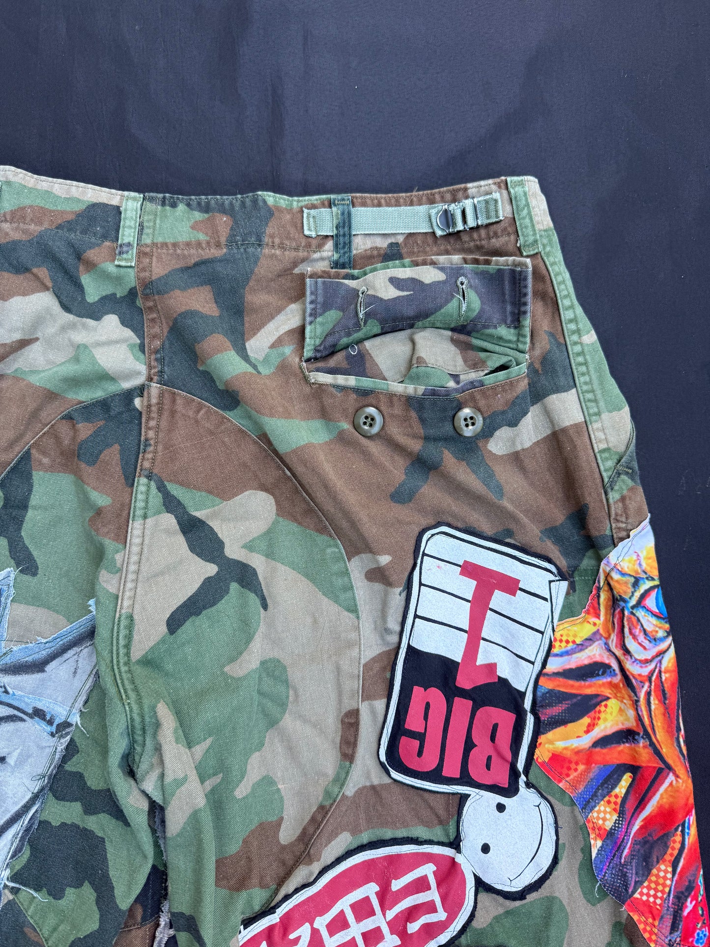 Collage patch camo jeans