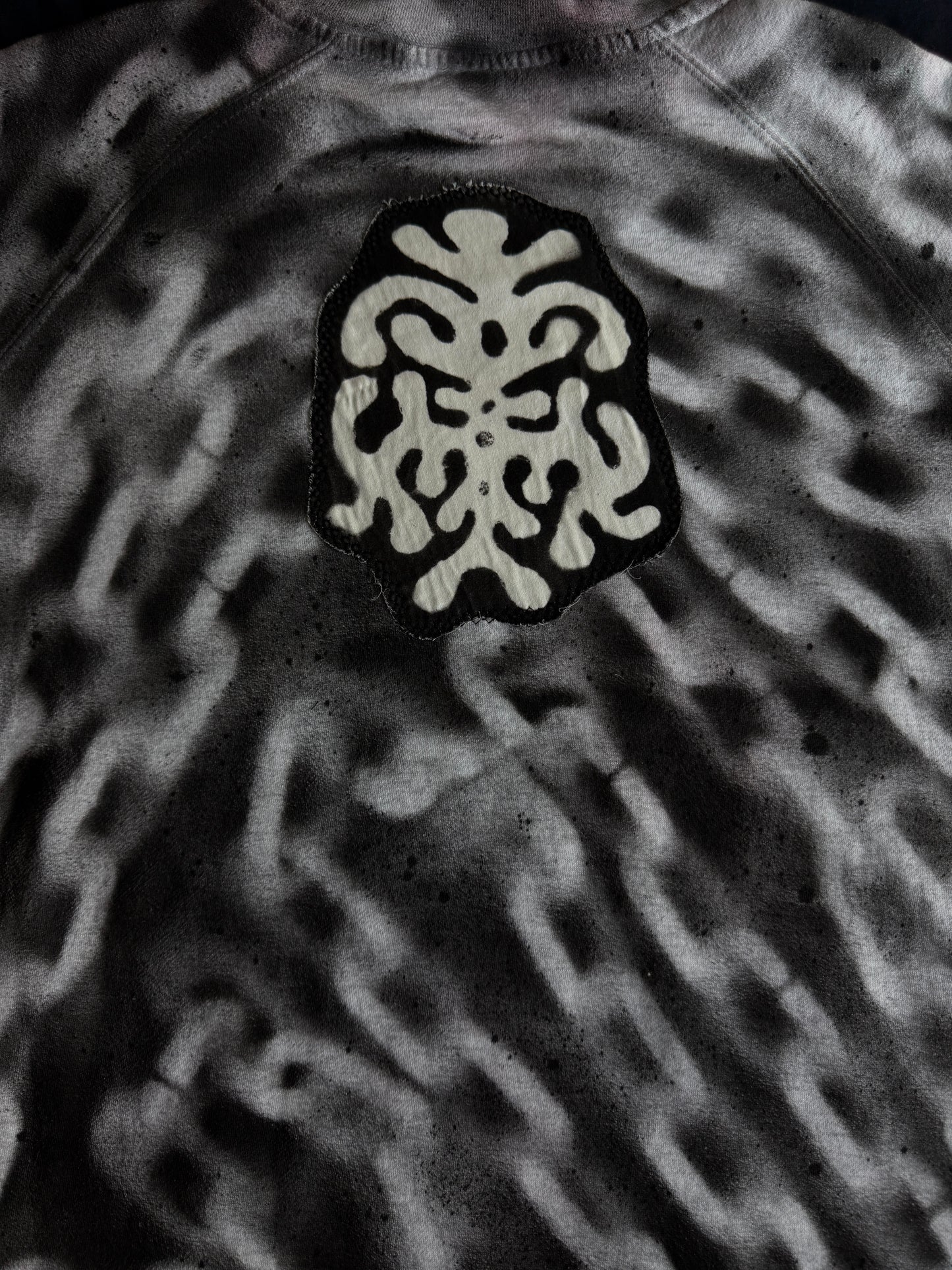 Butterfly chain crewneck