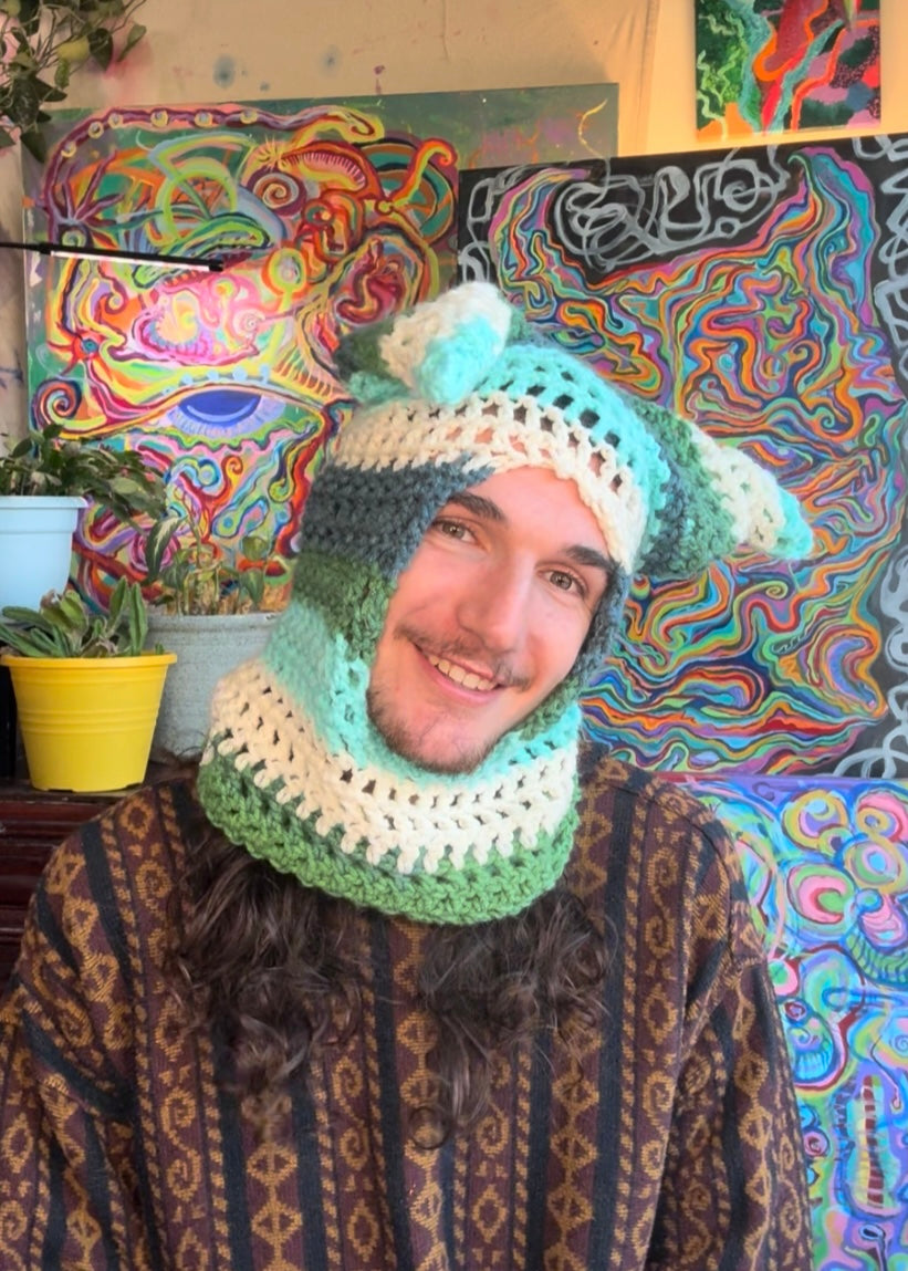 Crochet mask