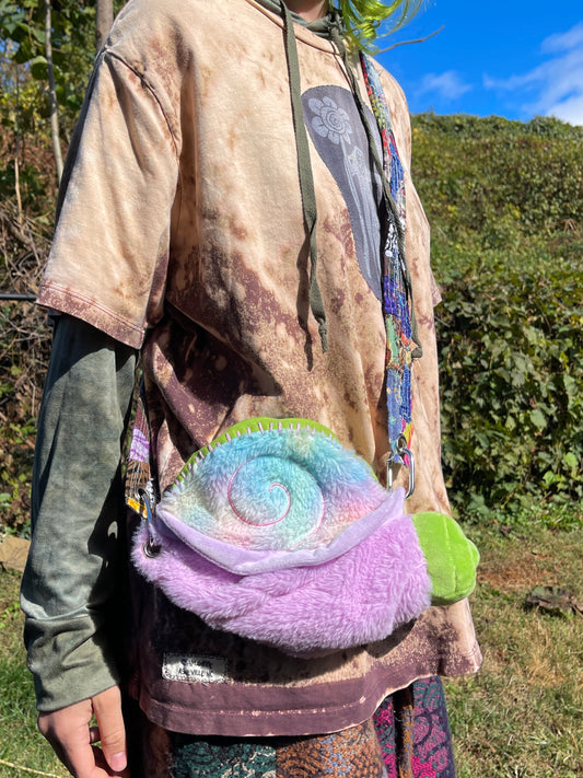 Snail + turtle hybrid side bag