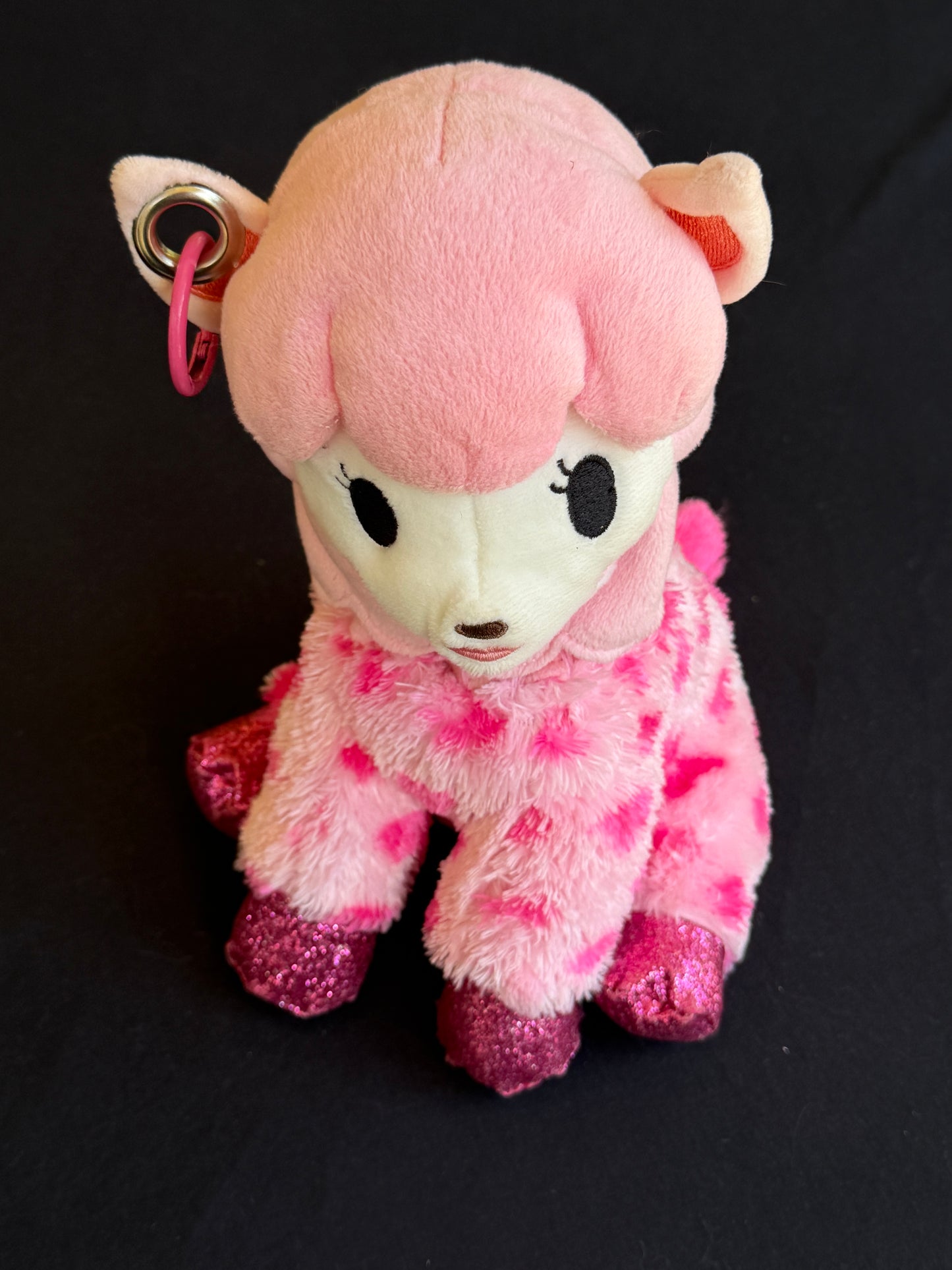 Reese (animal crossing) + pink cheetah keychain buddy