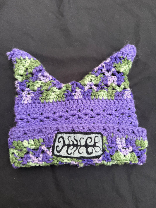 Crochet shape patch hat