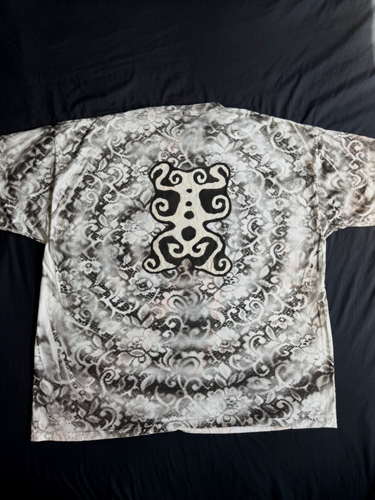 ONI swirl lace t-shirt