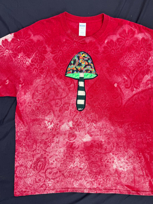 Mushroom patch bleach lace dyed t-shirt