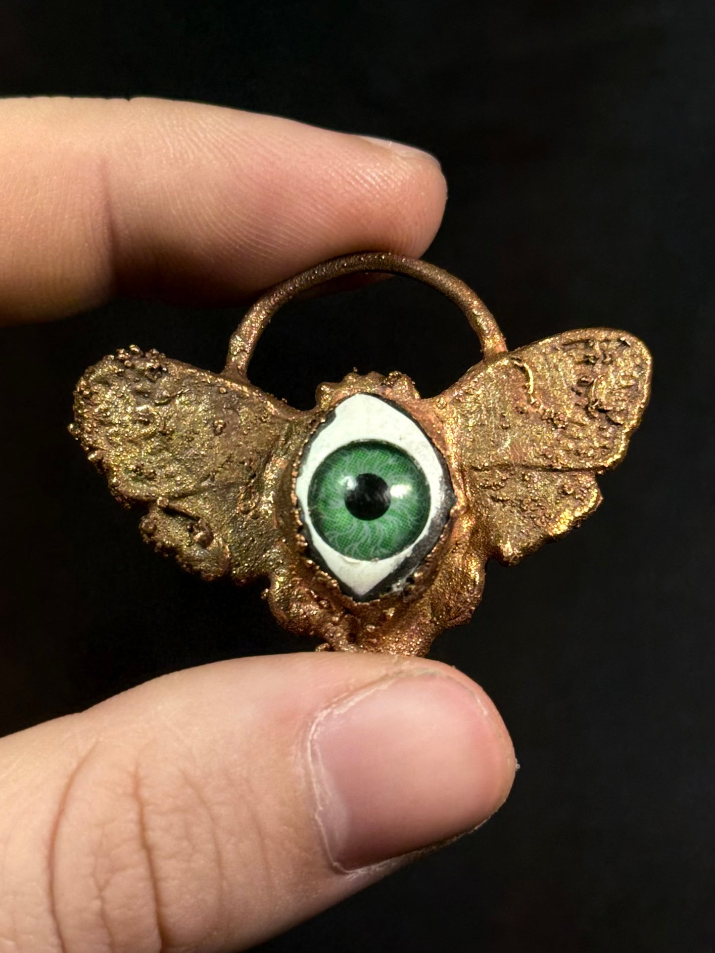 Butterfl(EYE) amulet