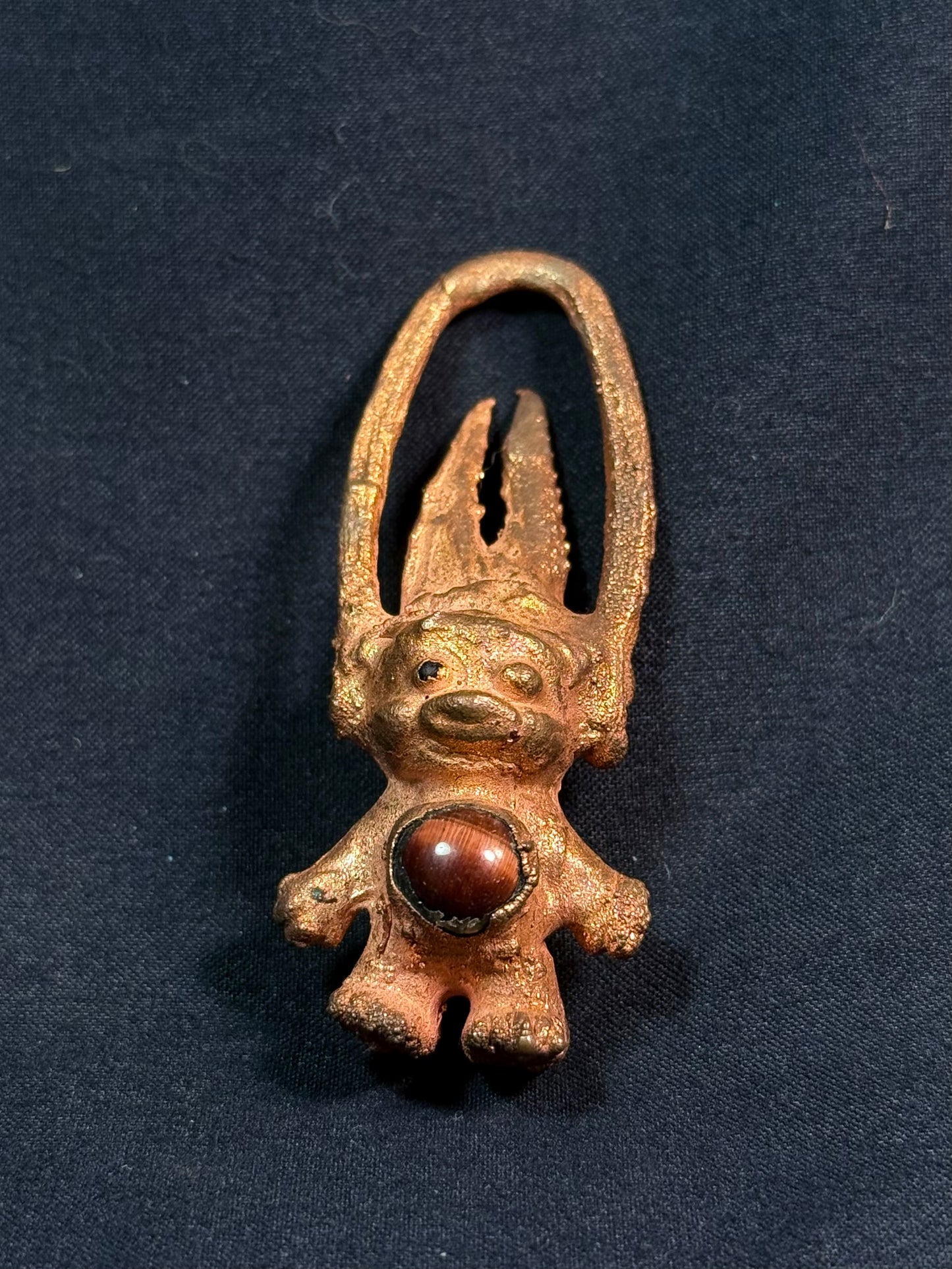 Crab claw troll amulet