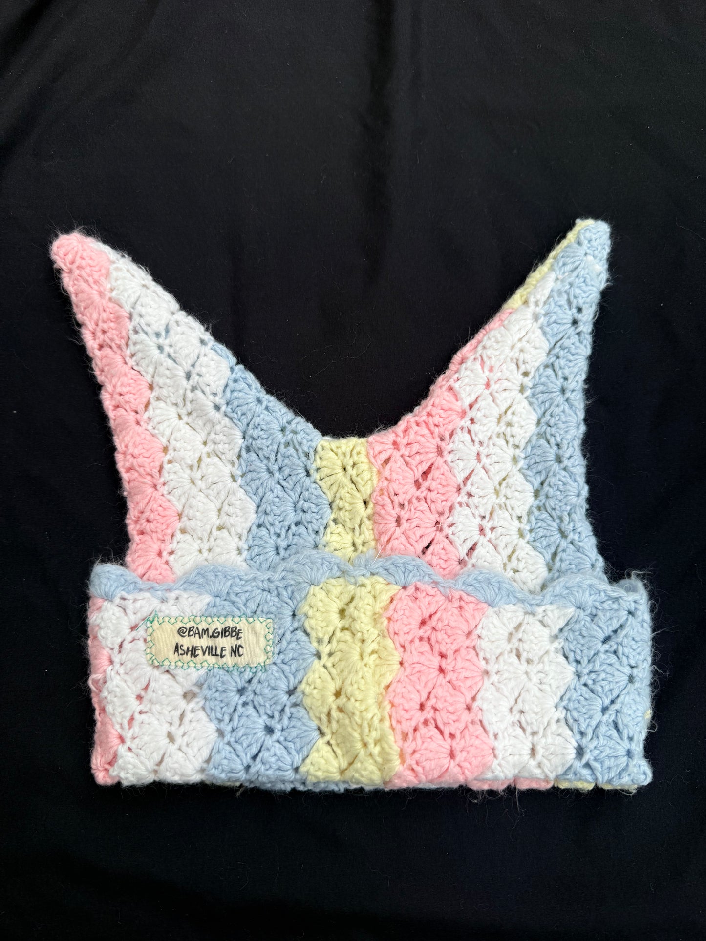 Crochet shape patch hat