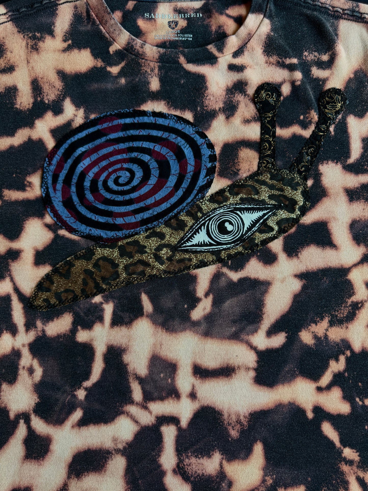 Snail eye lightweight crewneck