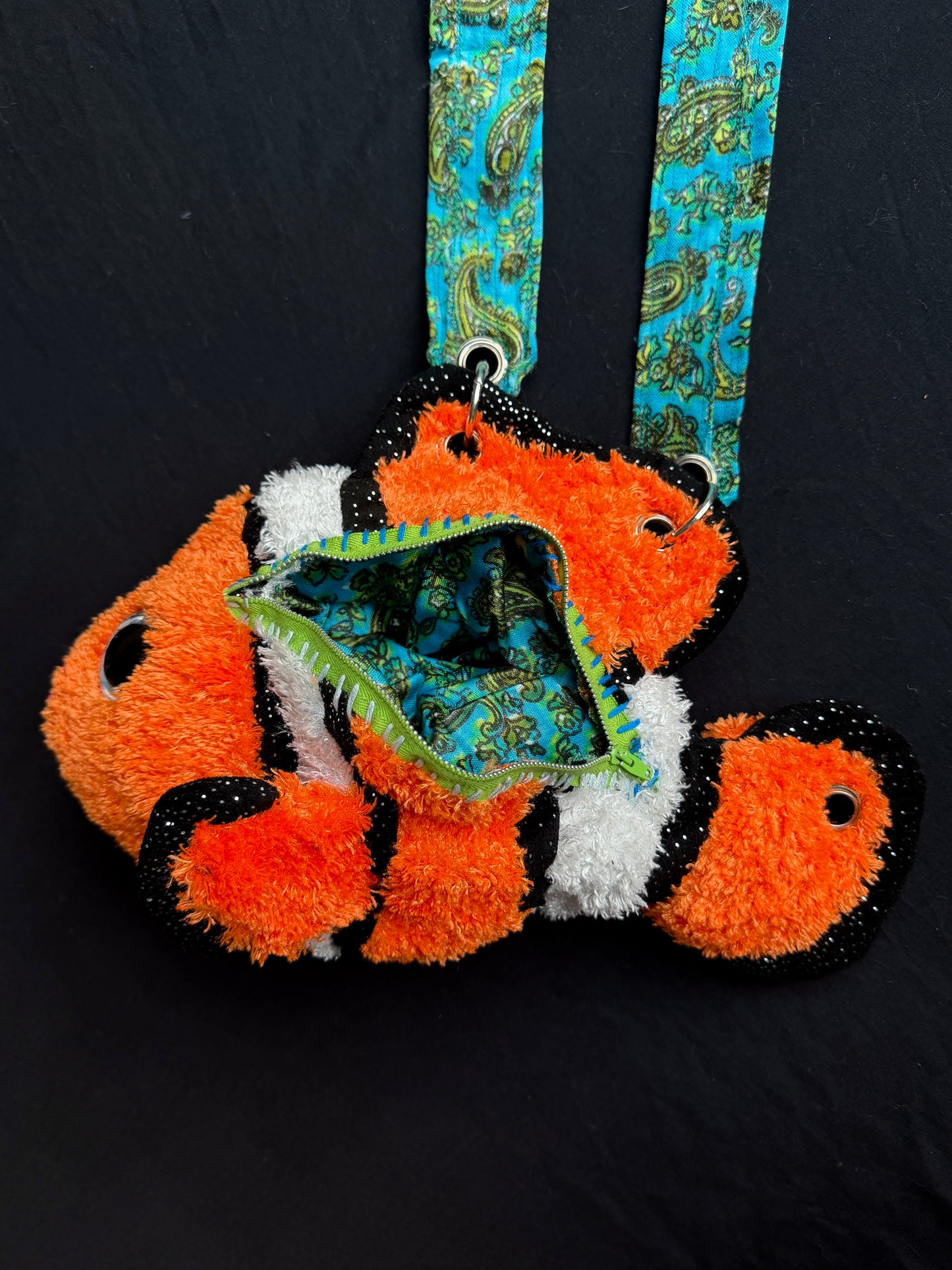 Clown fish side bag