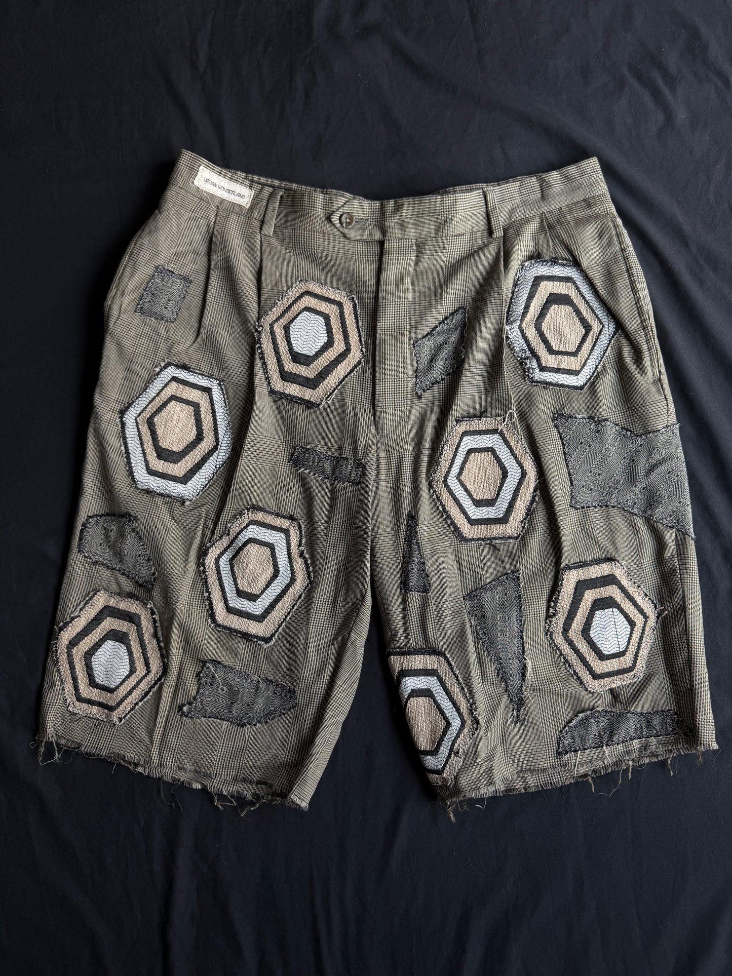 Golf glitch shorts
