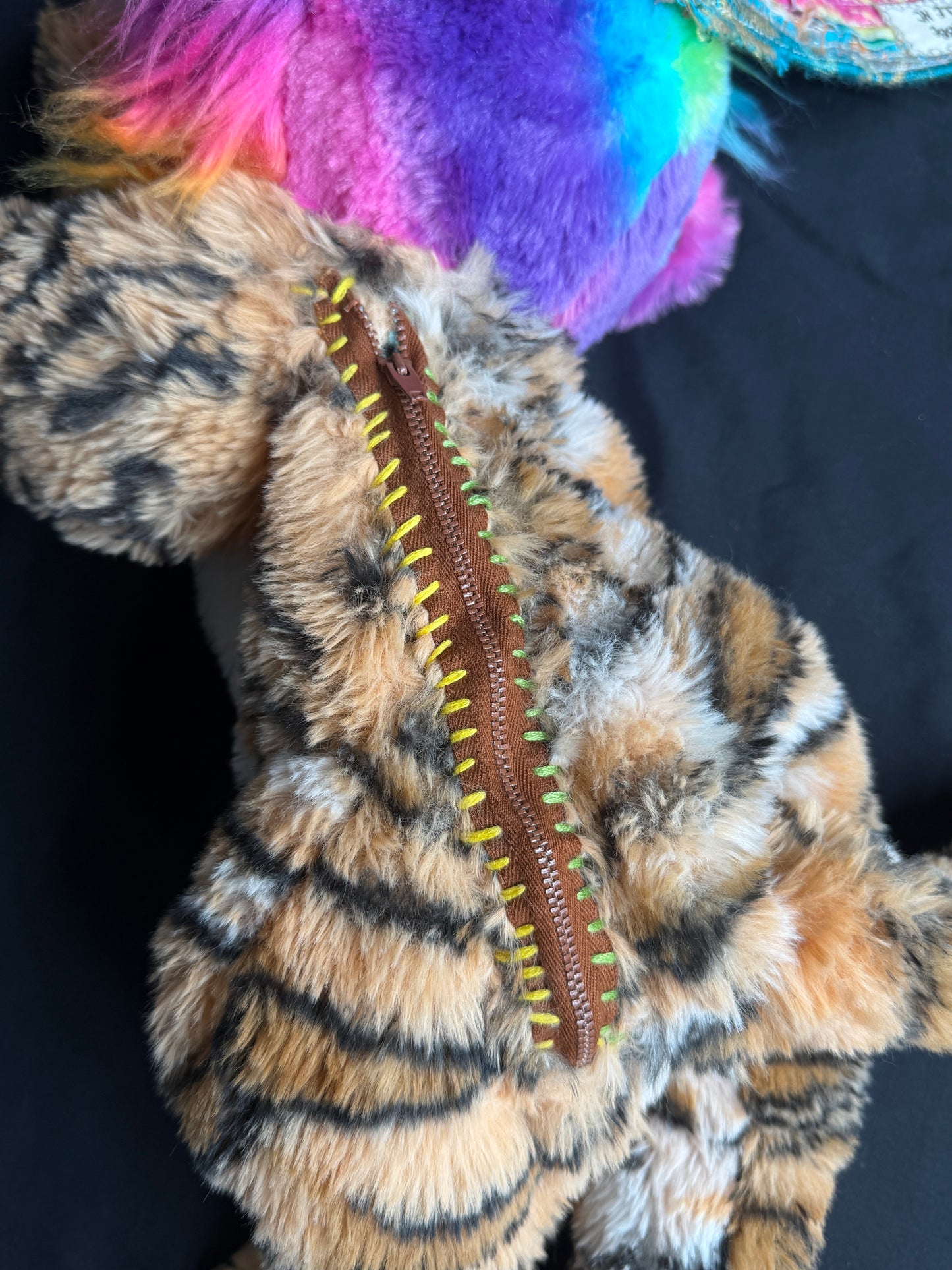 Rainbow lion + tiger hybrid side bag