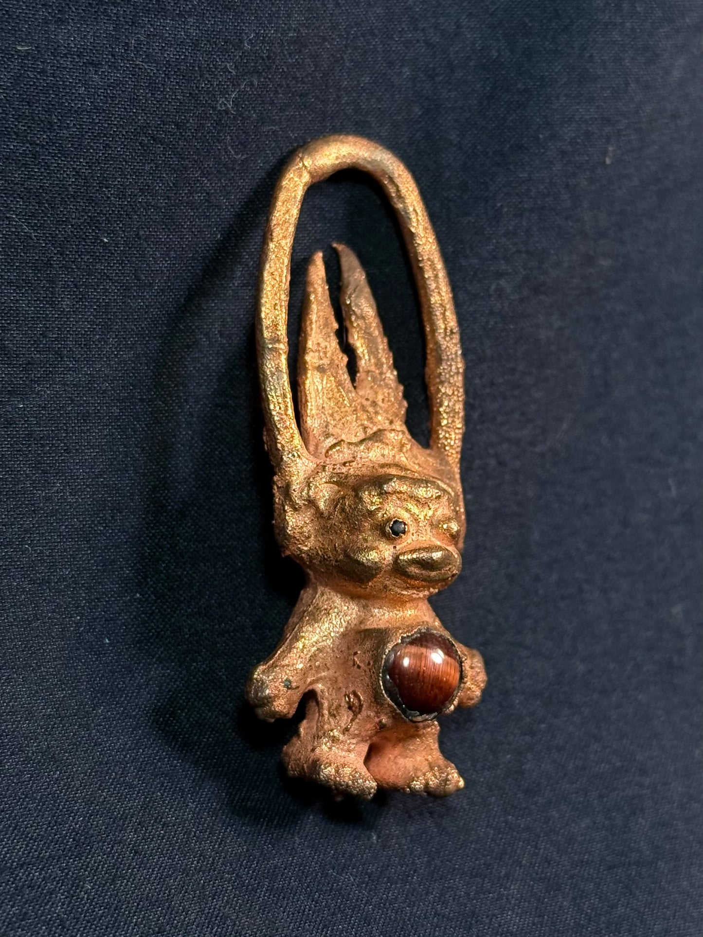 Crab claw troll amulet