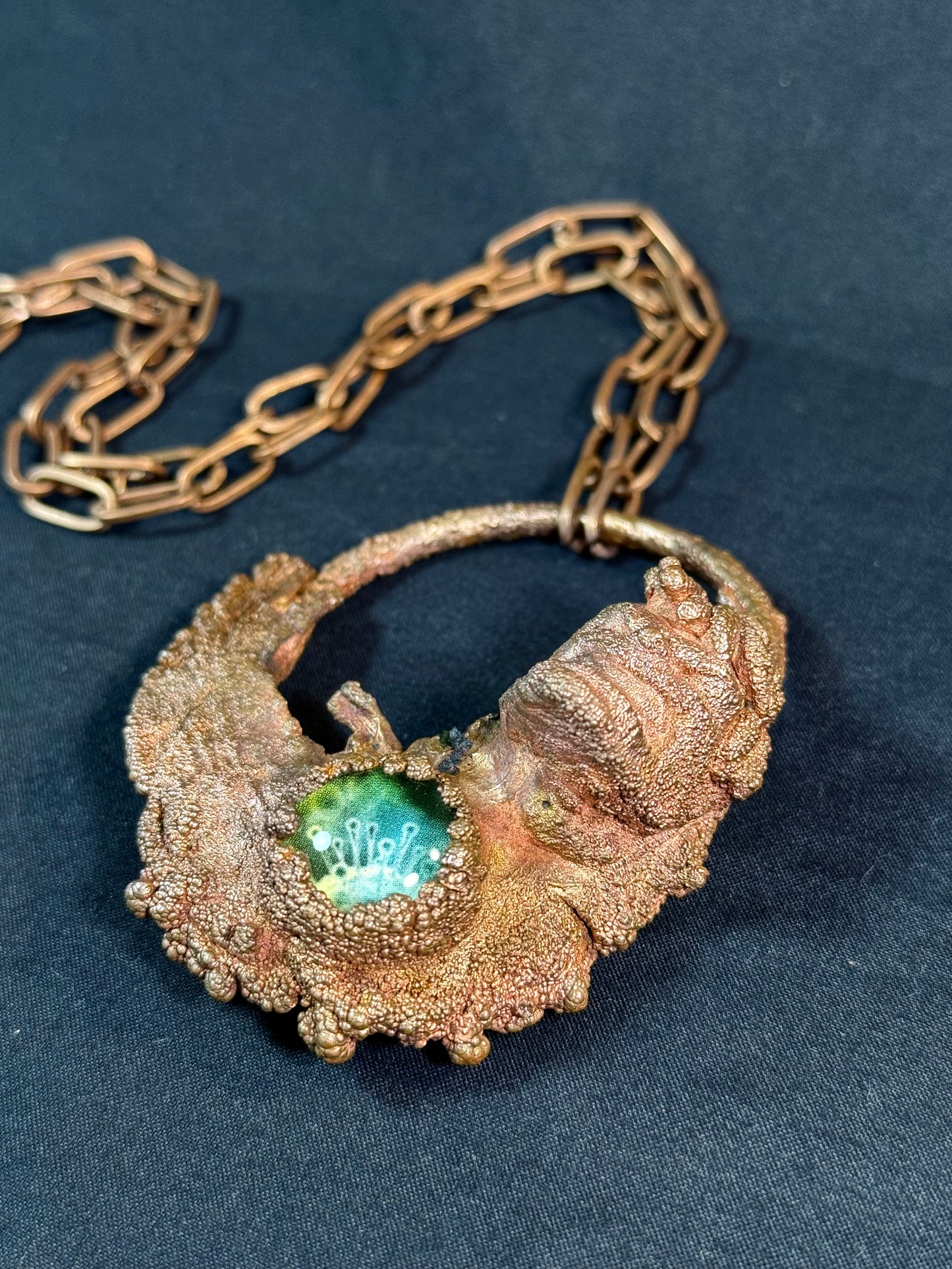 Hulk shrimp with uranium glass cab