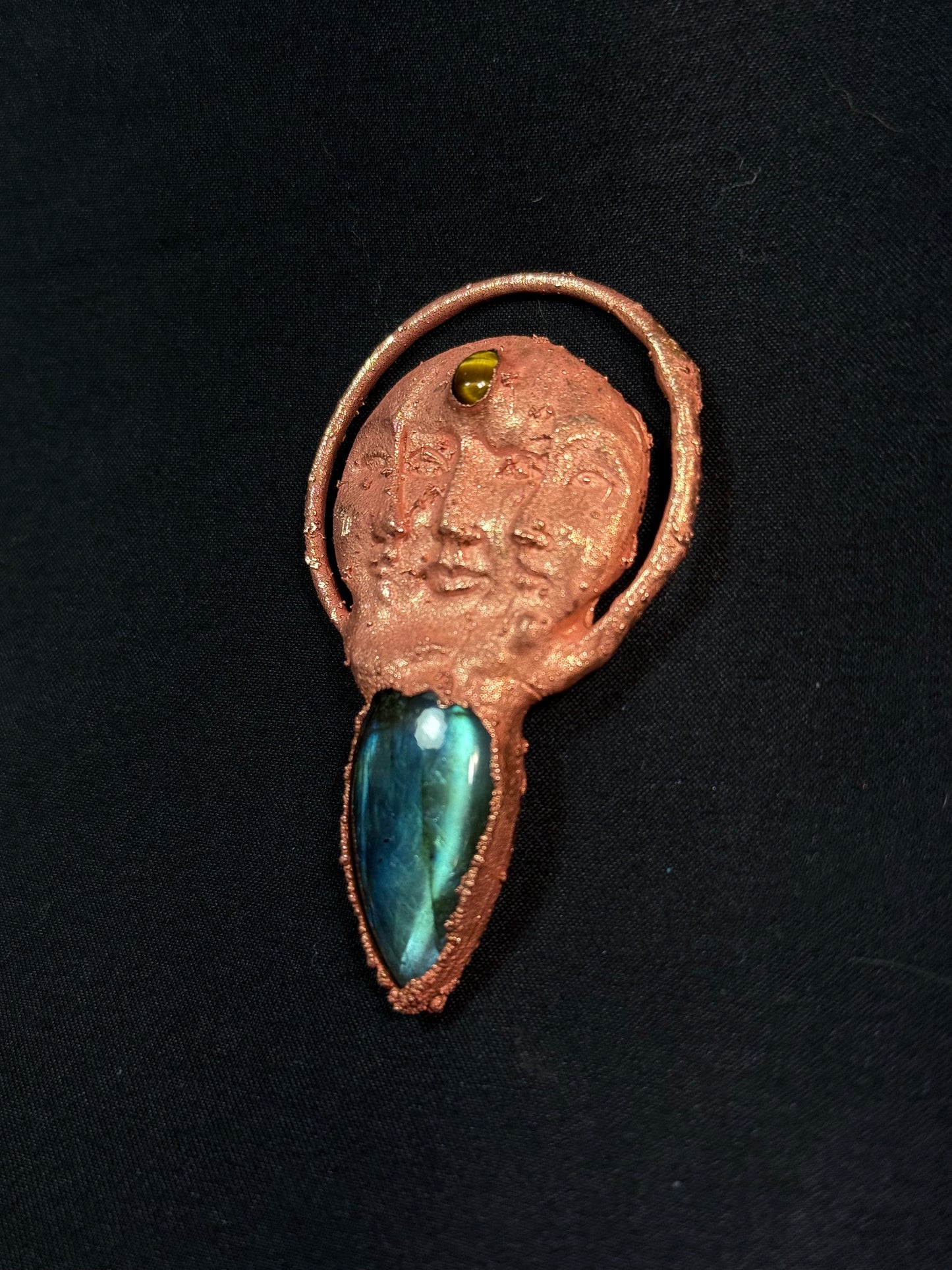 The sun and moon labradorite amulet