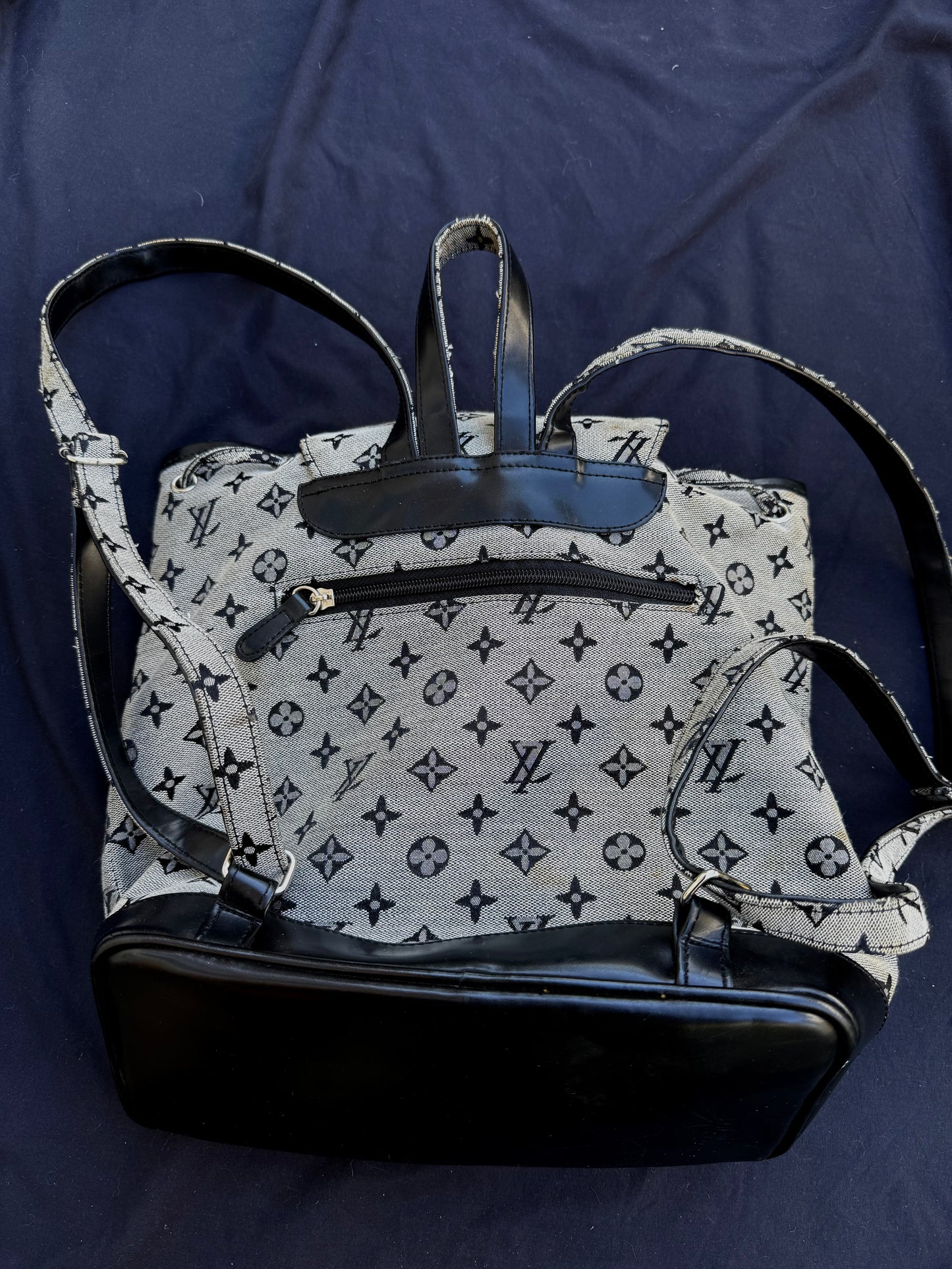 LV double baby head back pack