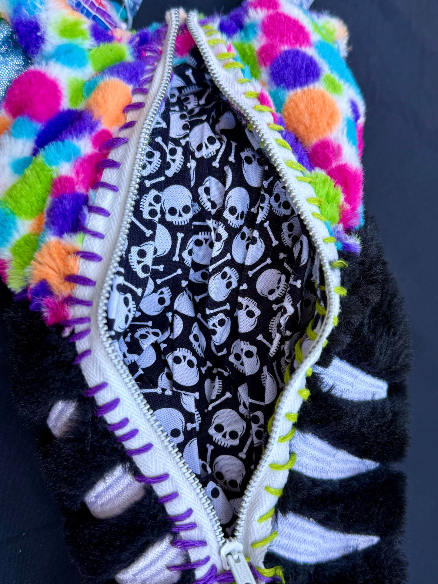 Rainbow skull dog hybrid side bag