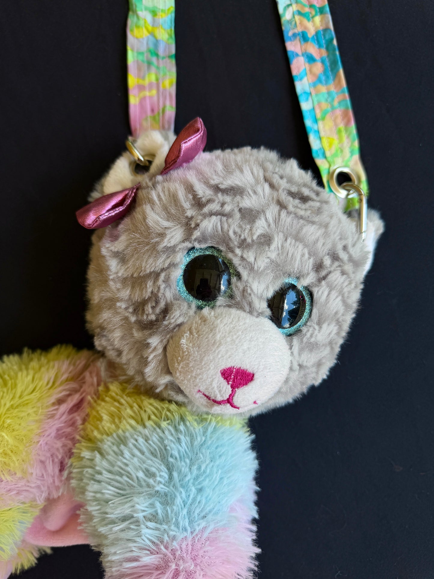 Cat + llama hybrid side bag