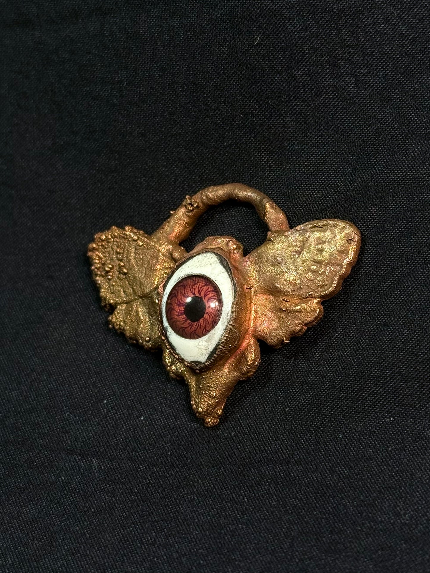 Butterfl(EYE) amulet