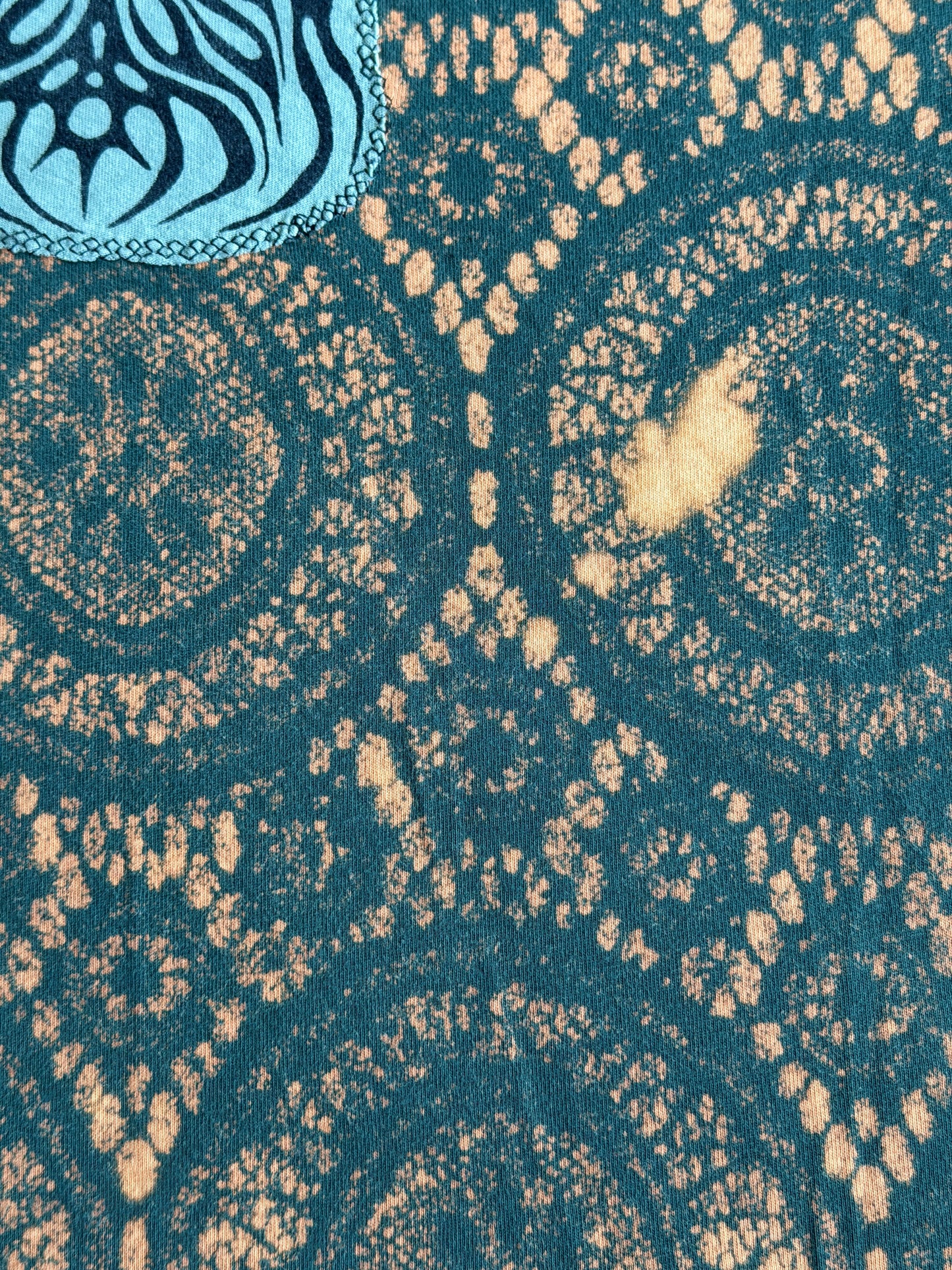 Expansion patch bleach dyed t-shirt