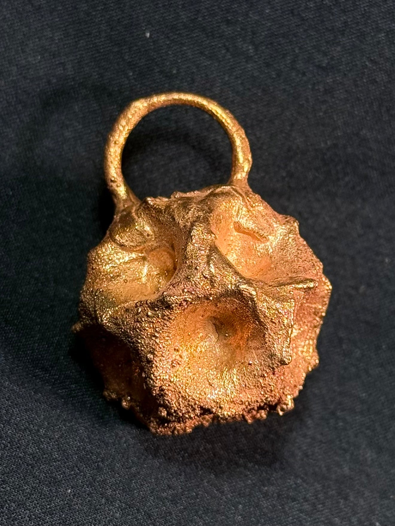 Tessellated rose aquamarine amulet