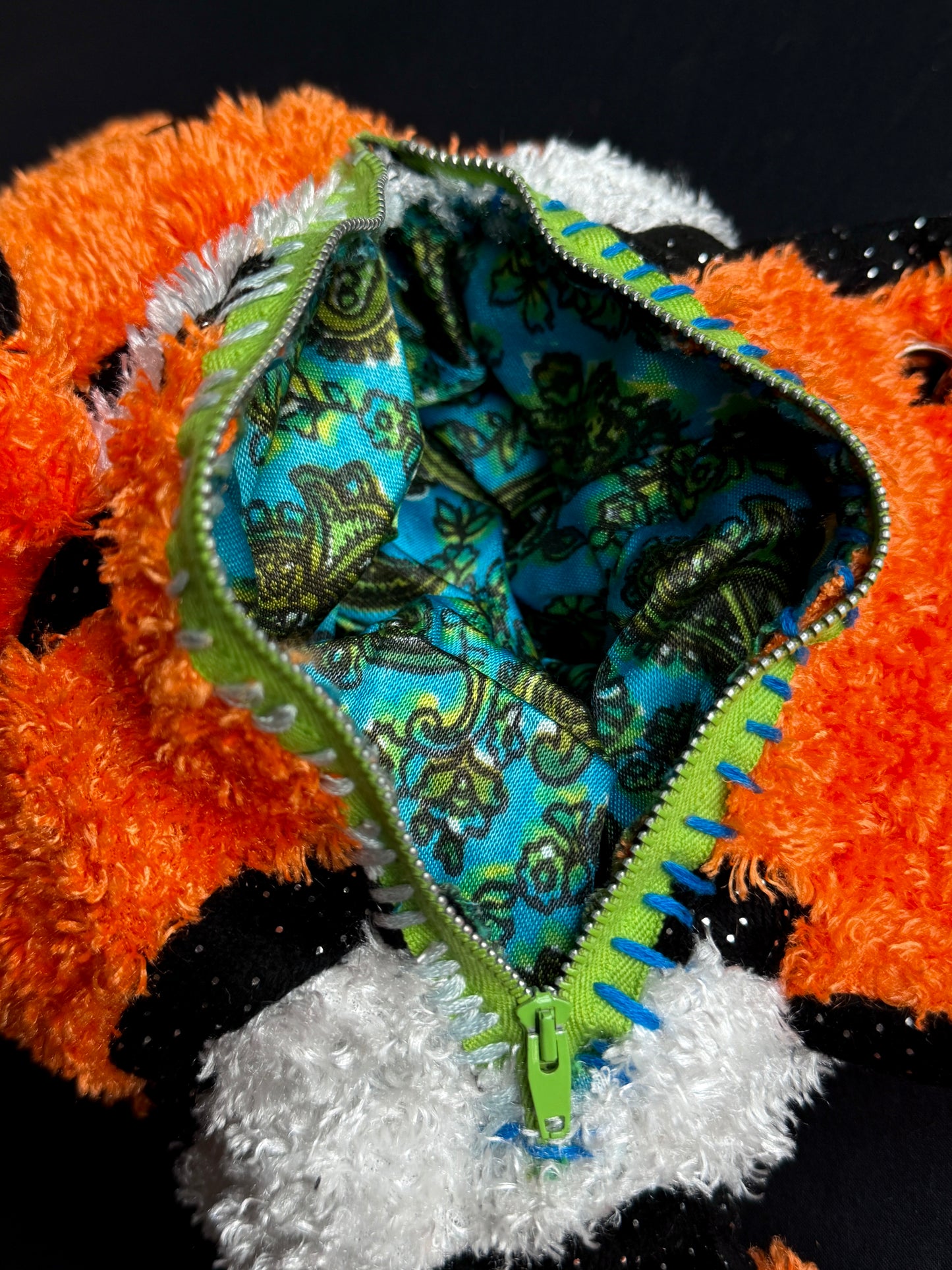 Clown fish side bag
