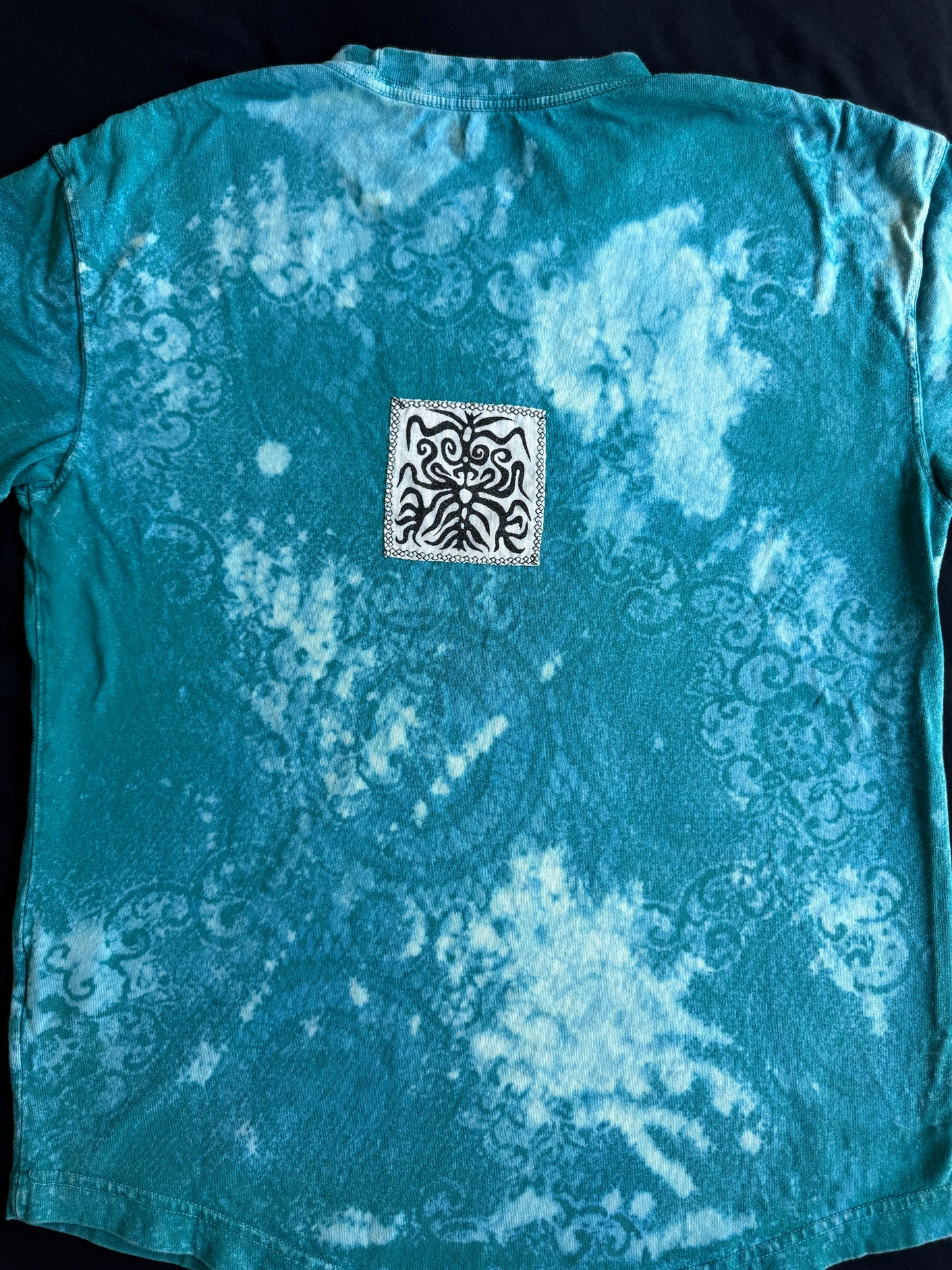 Expansion + Growing legs patch bleach dyed t-shirt