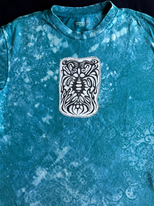 Expansion + Growing legs patch bleach dyed t-shirt