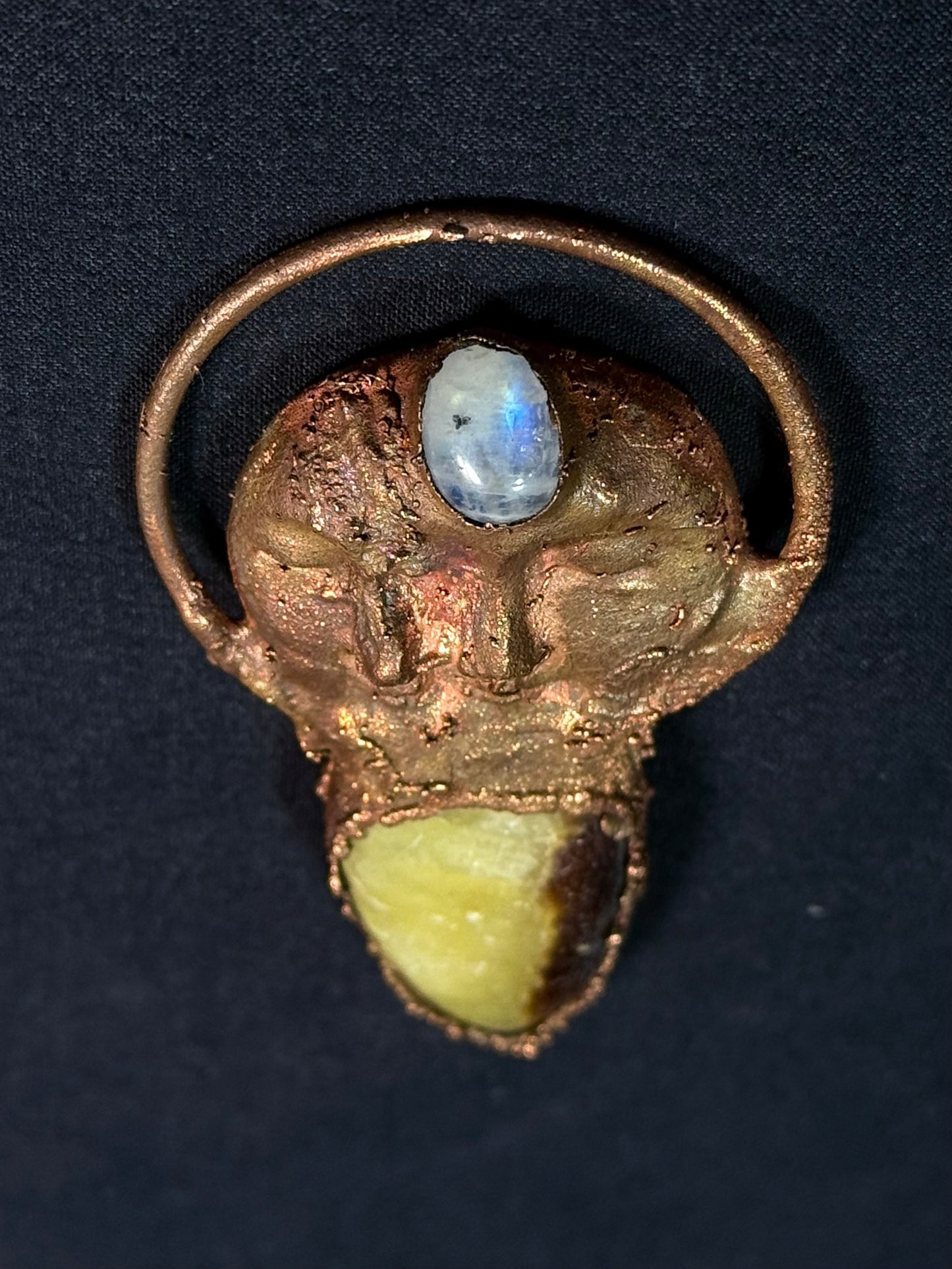 The sun and moonstone amulet