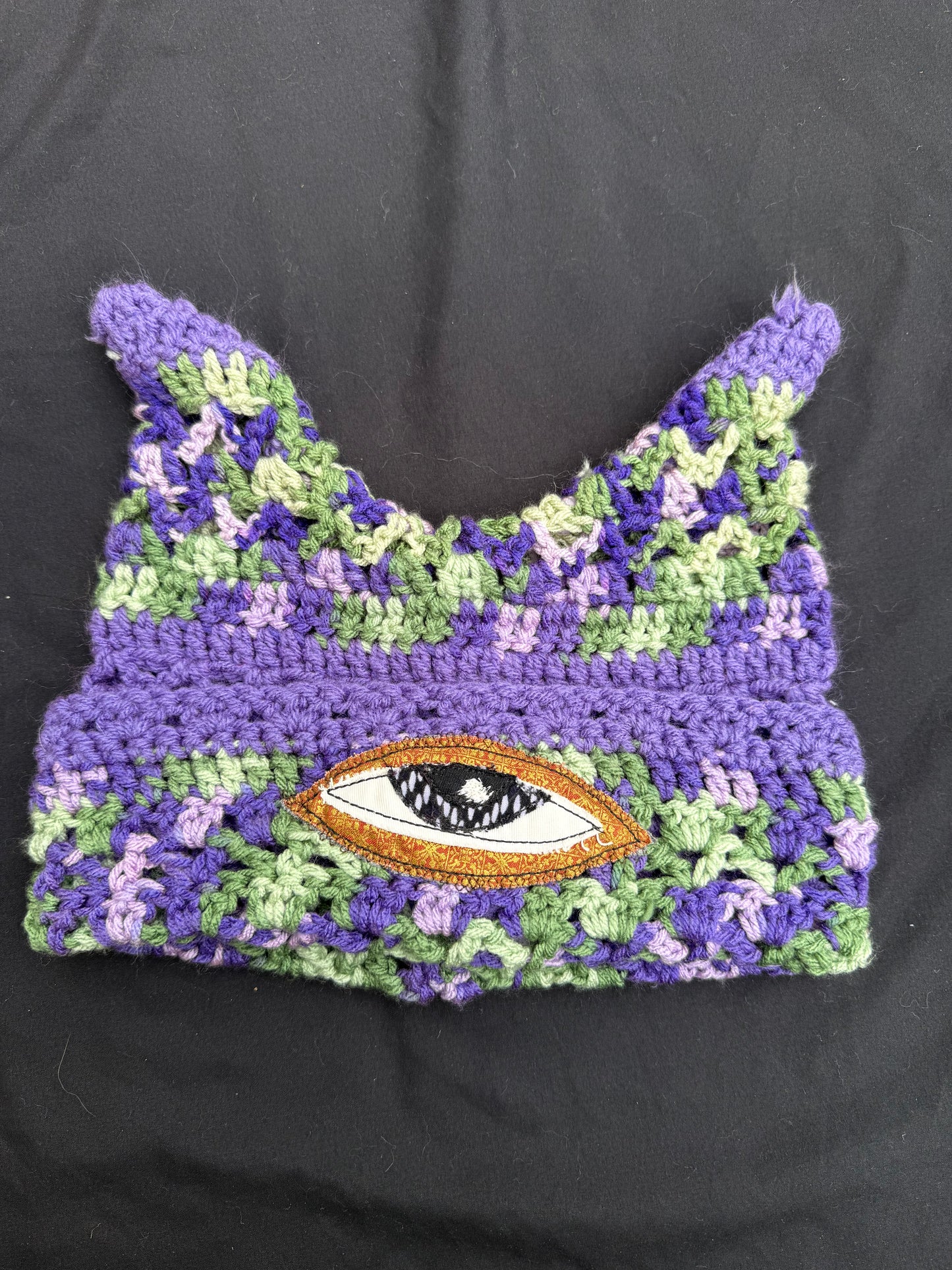 Crochet eyeball patch hat