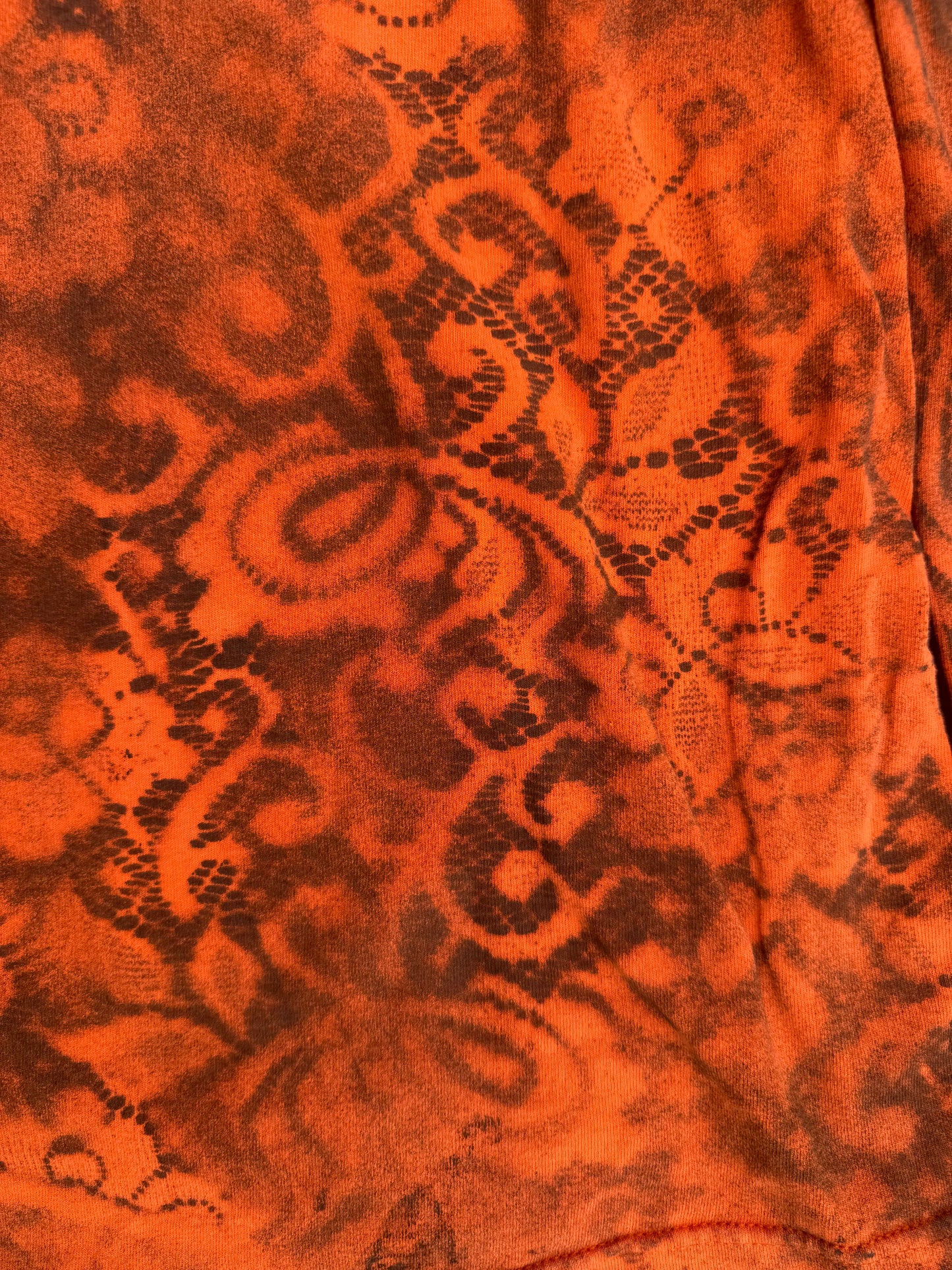 Shape patch lace spray painted long sleeve t shirt