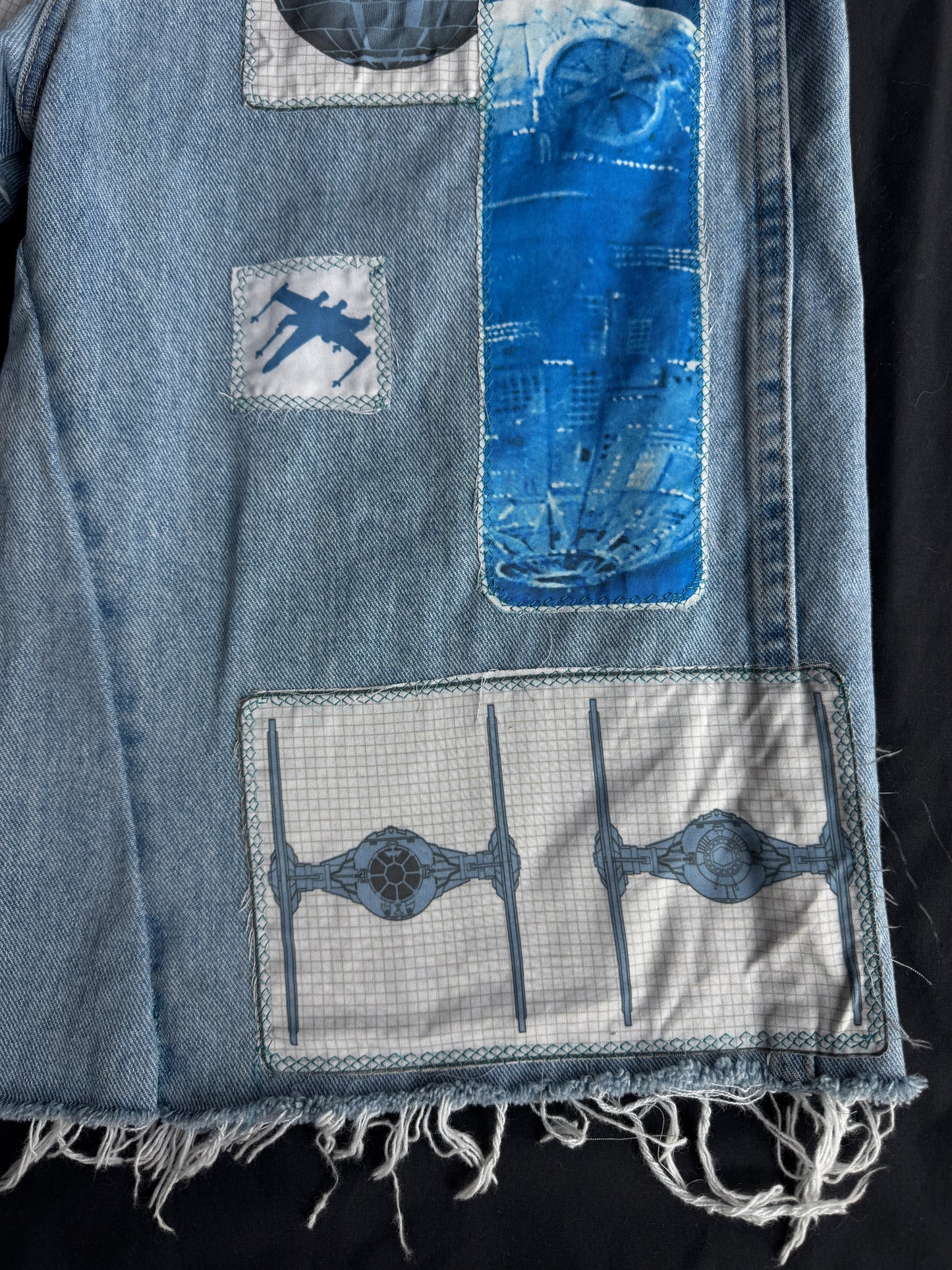 Star Wars 3/4 jean shorts