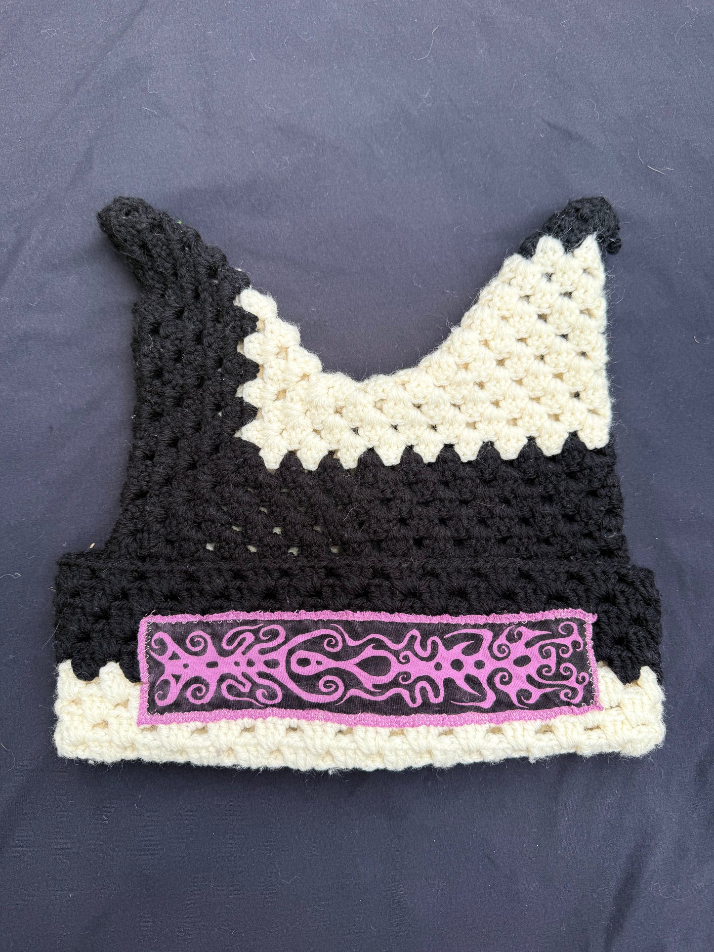Crochet shape patch hat