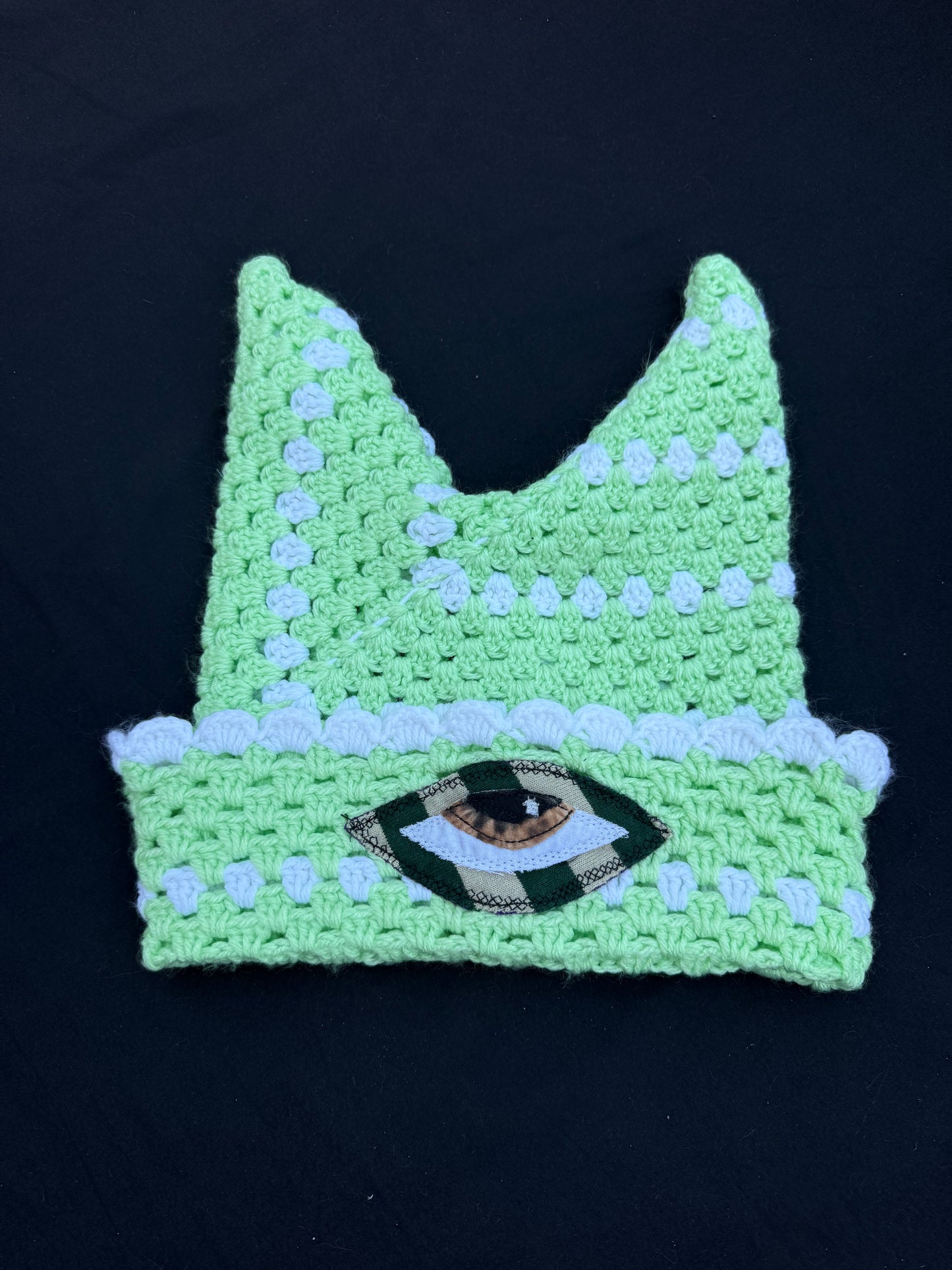 Crochet eyeball patch hat