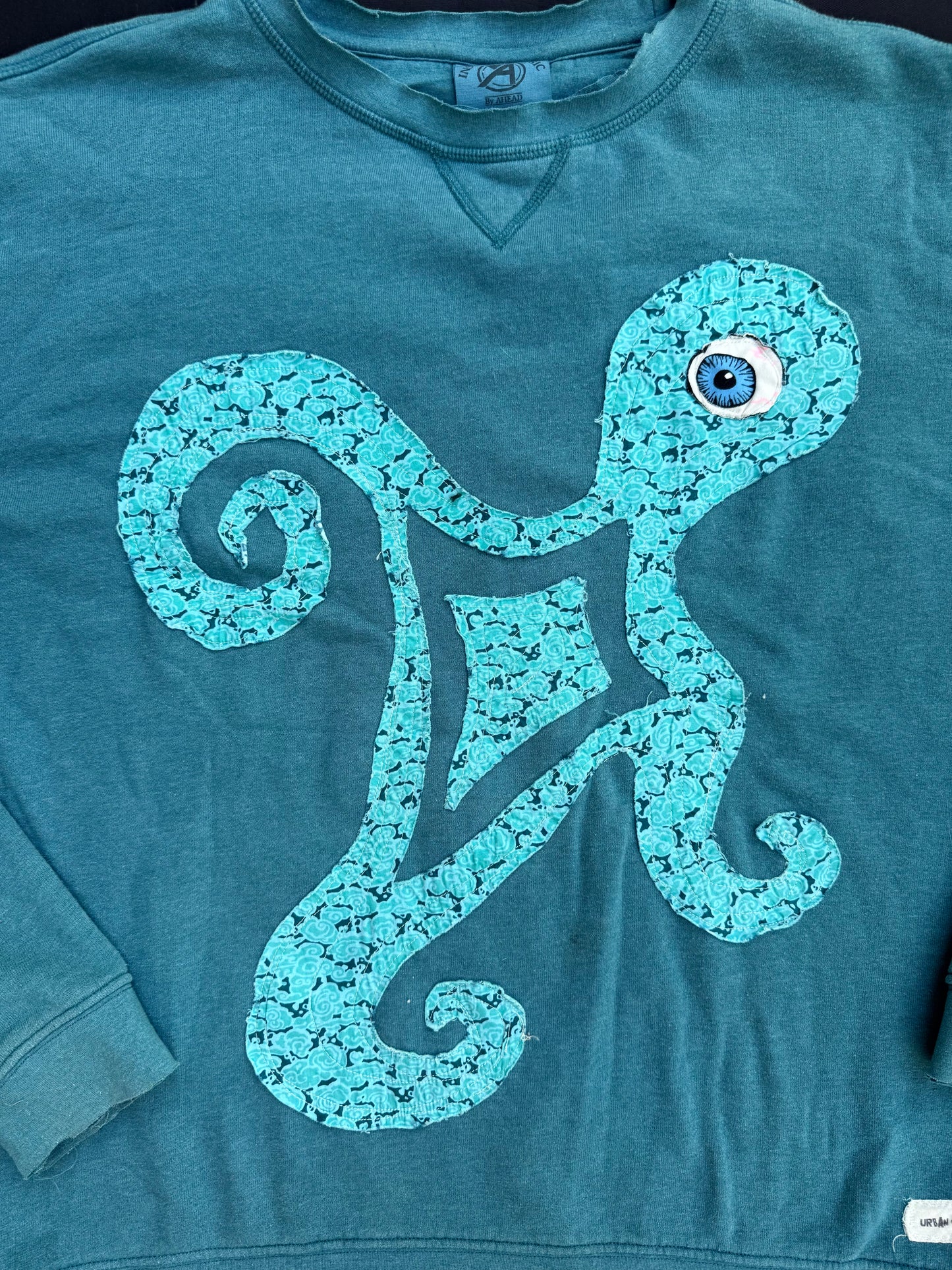 Darkwing duck sigil patch sweatshirt