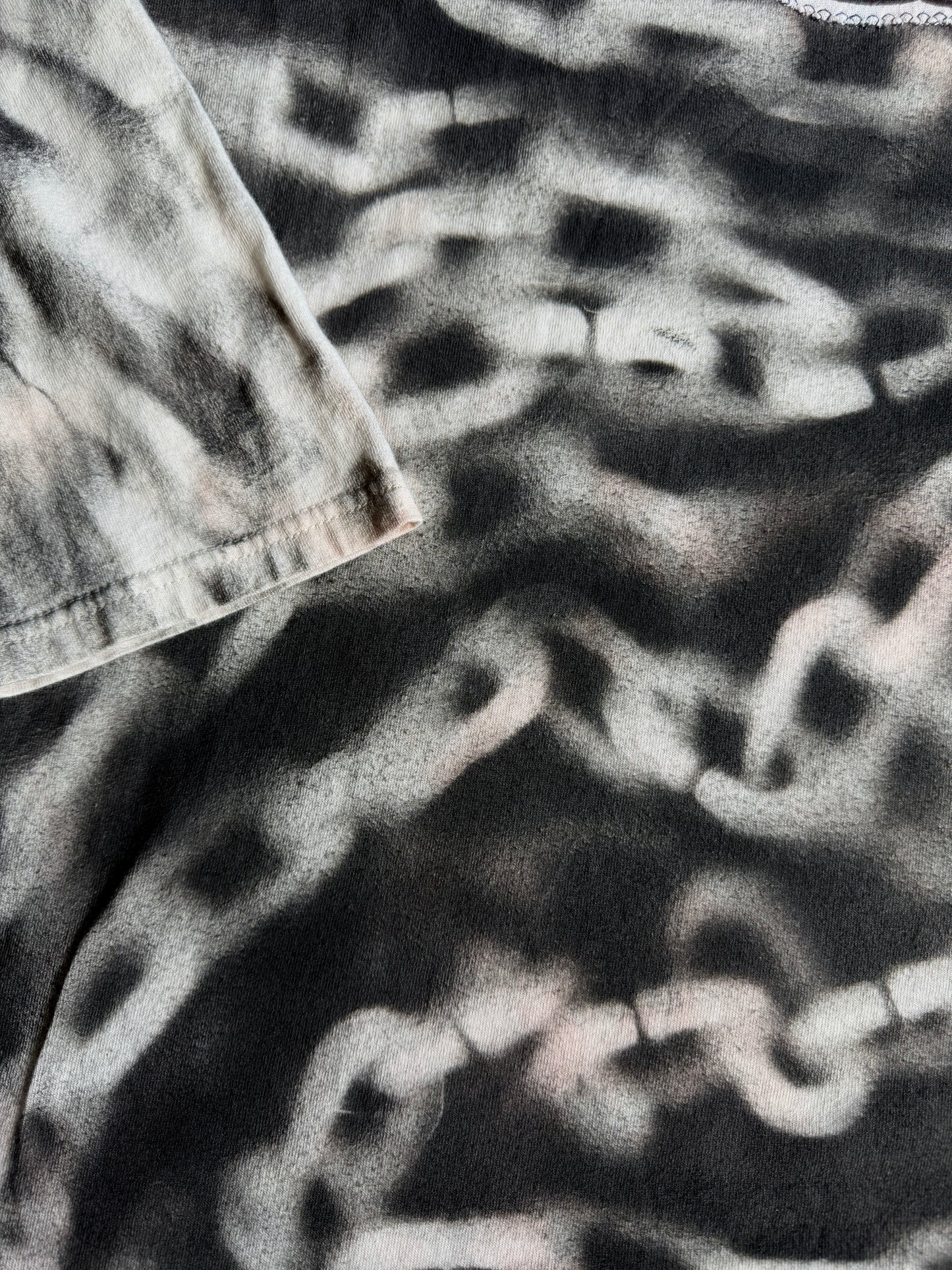 Clown chain long sleeve