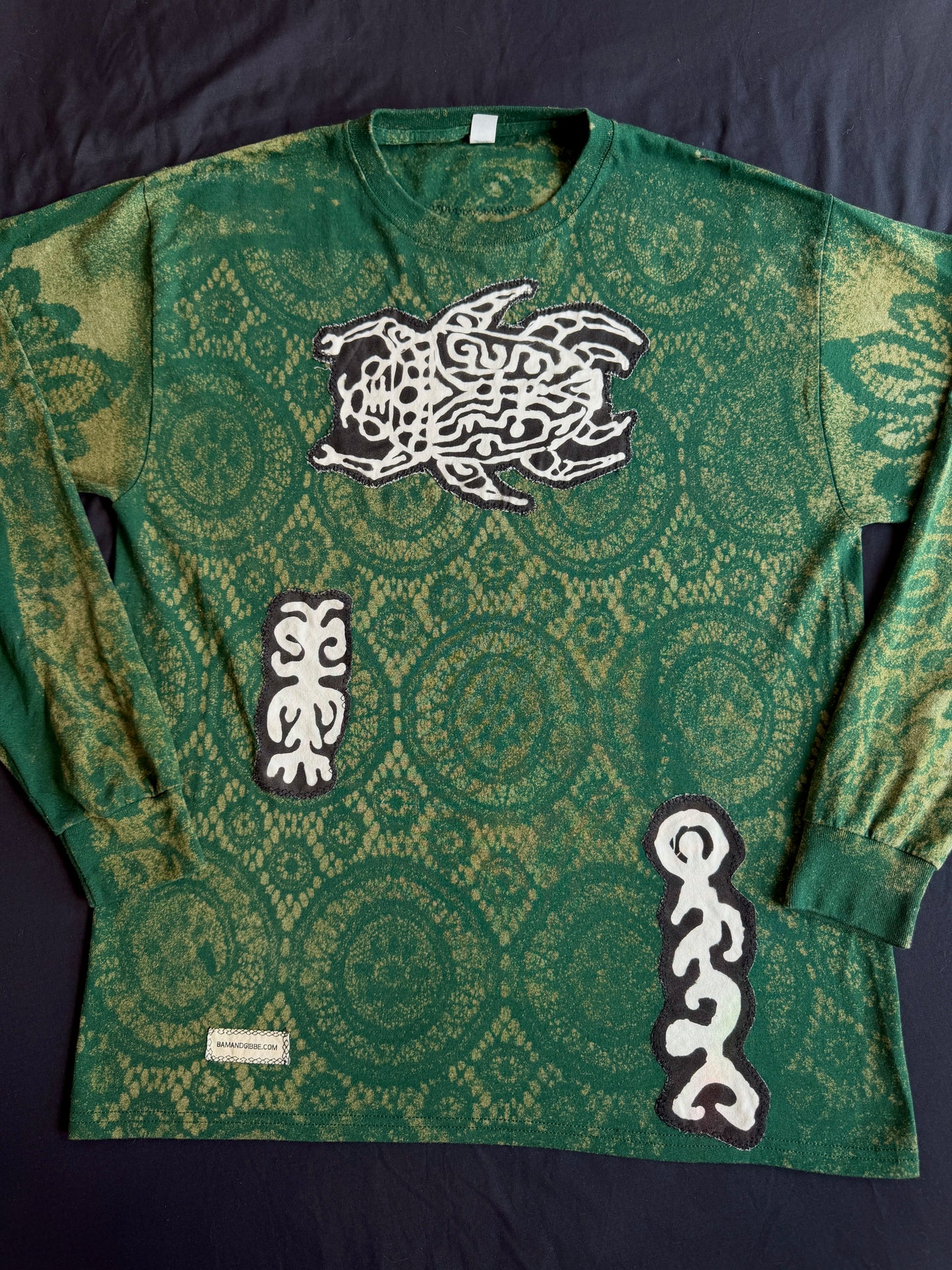 Beetle + shapes long sleeve