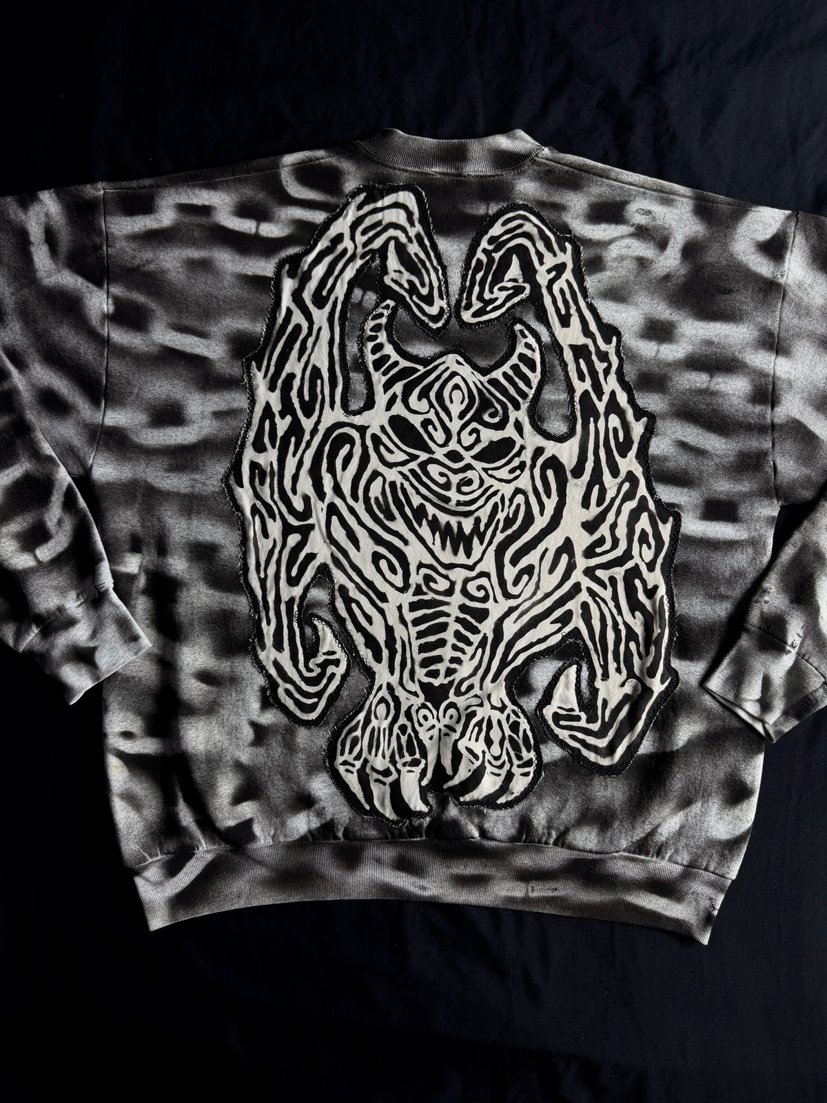 Gargoyle chain crewneck