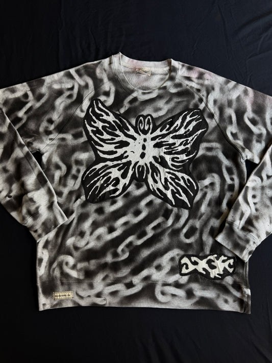 Butterfly chain crewneck
