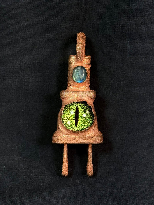 Labradorite plug amulet