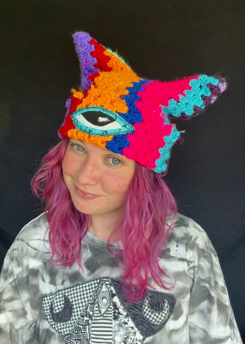 Crochet eyeball patch hat