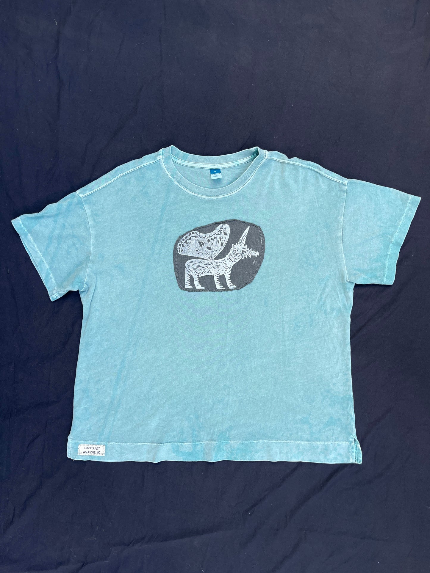 Unicorn butterfly patch t-shirt