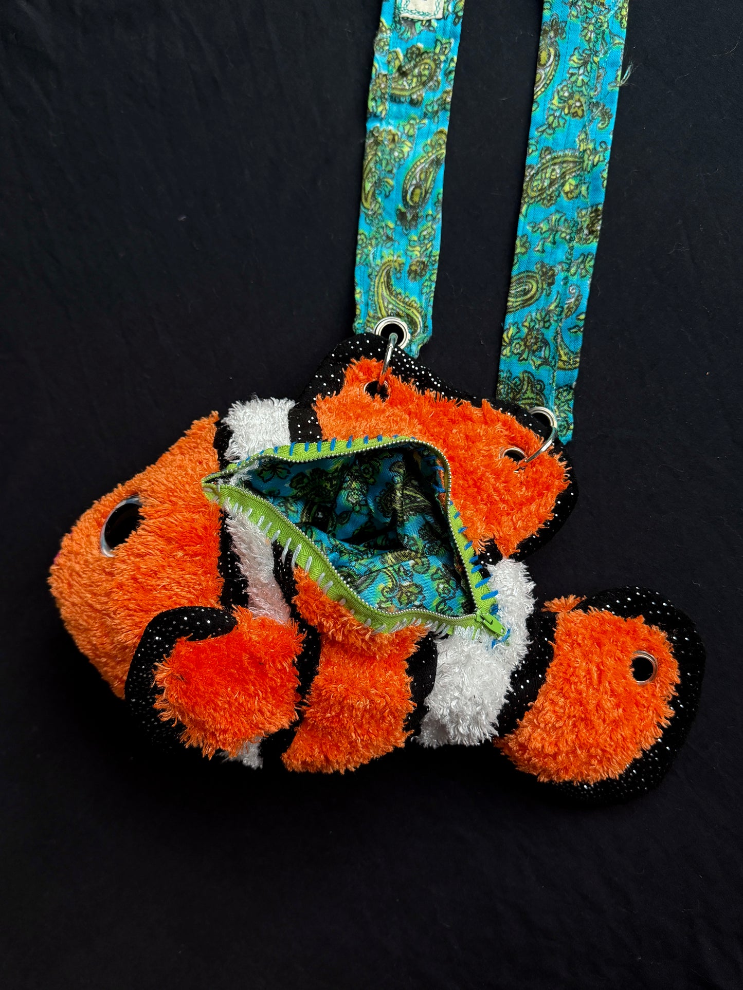 Clown fish side bag