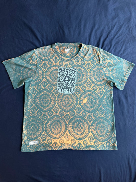 Expansion patch bleach dyed t-shirt