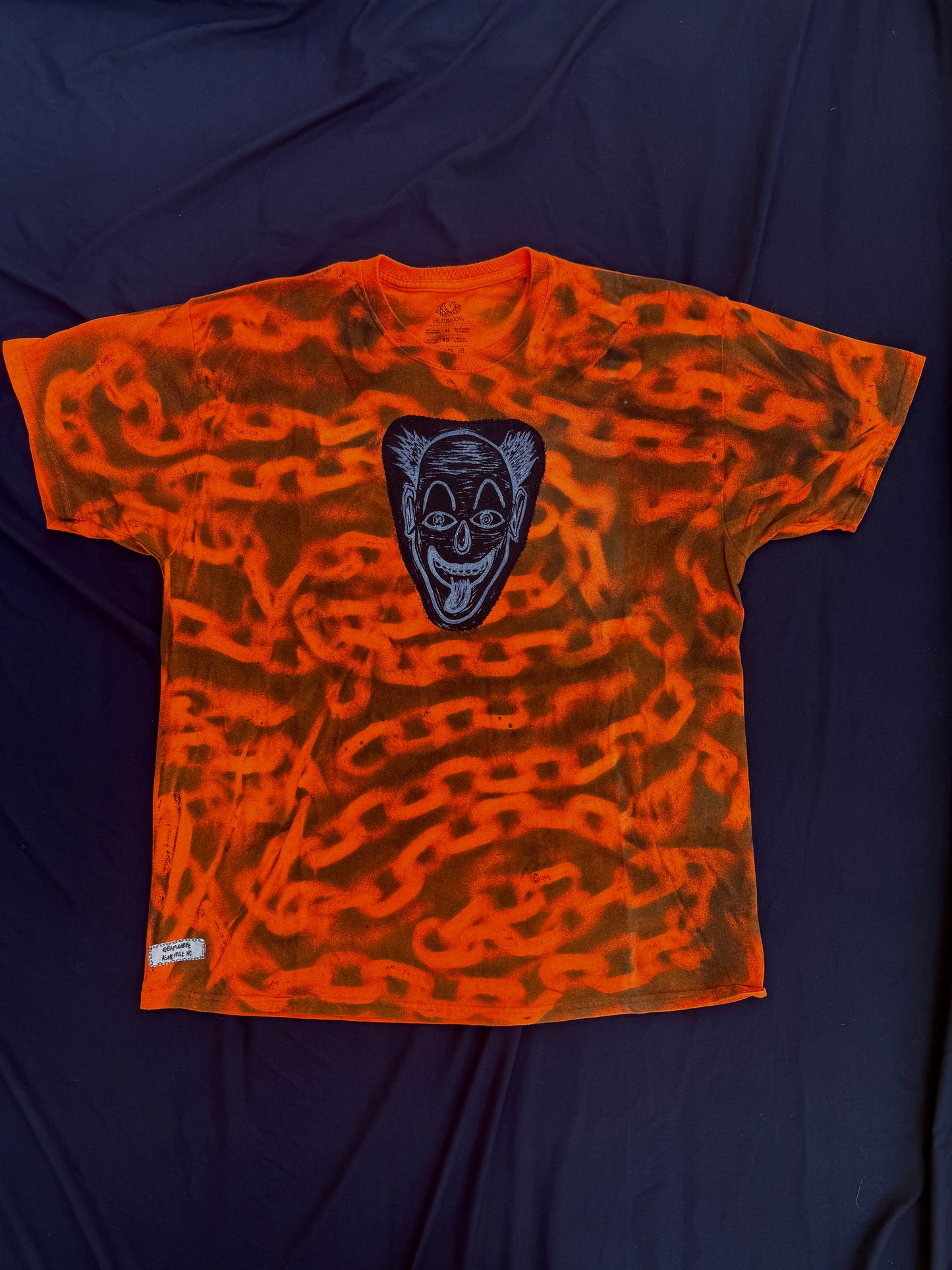 Crazy clown patch chain spray painted t shirt